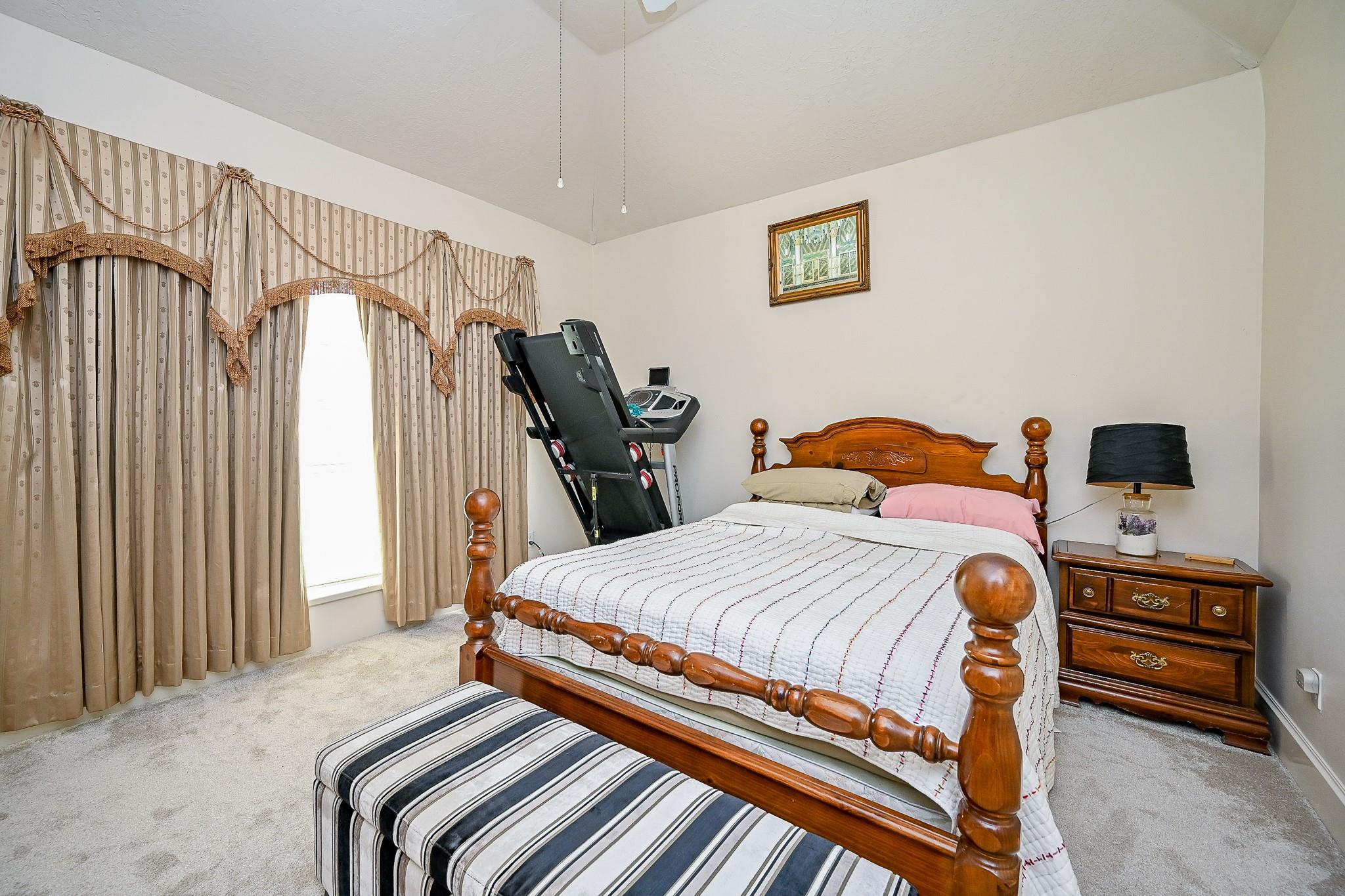 Houston, Texas, 77077, United States, 5 Bedrooms Bedrooms, ,5 BathroomsBathrooms,Residential,Active,1945837