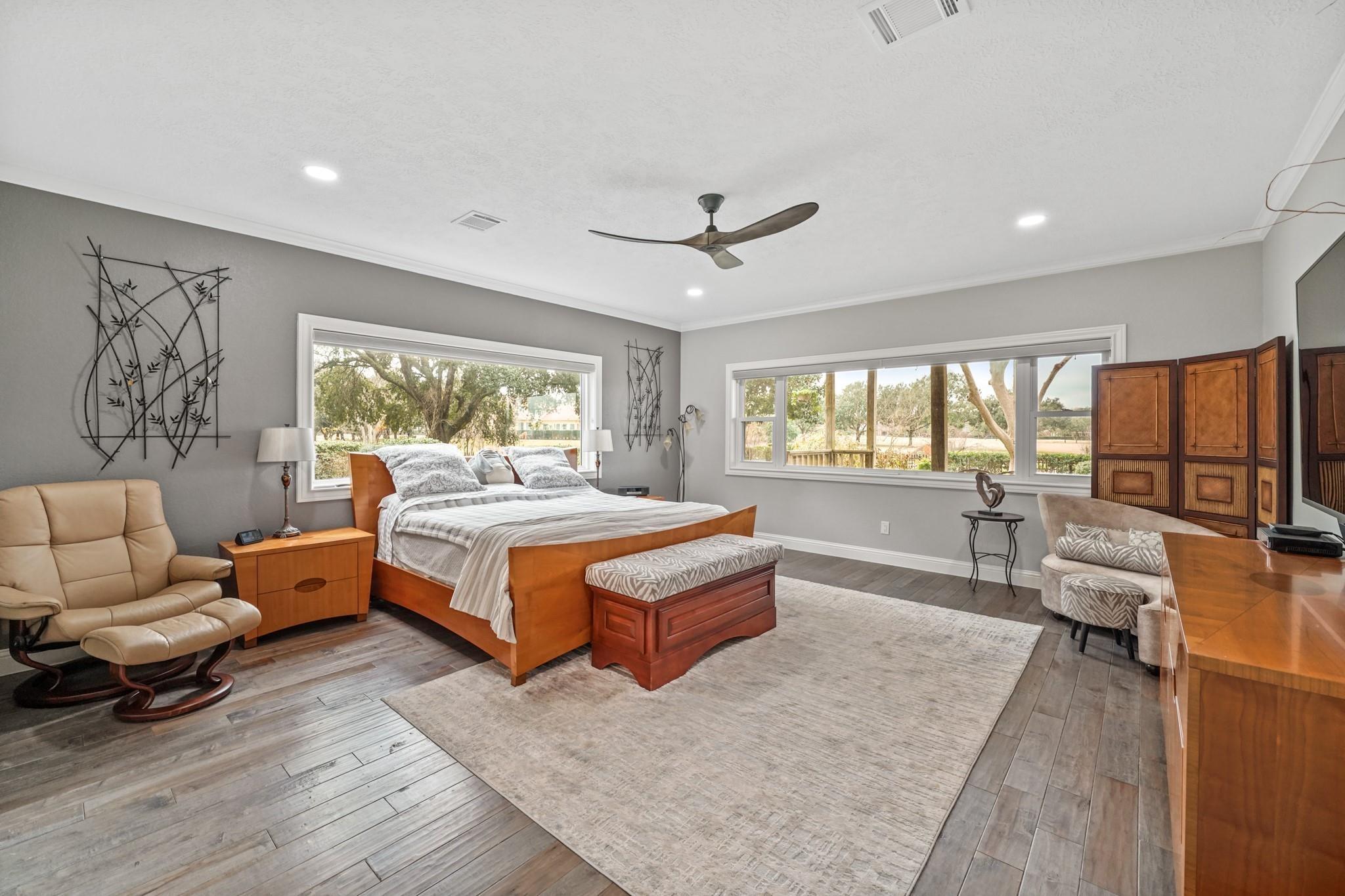 Sugar Land, Texas, 77479, United States, 5 Bedrooms Bedrooms, ,4 BathroomsBathrooms,Residential,Active,1884873