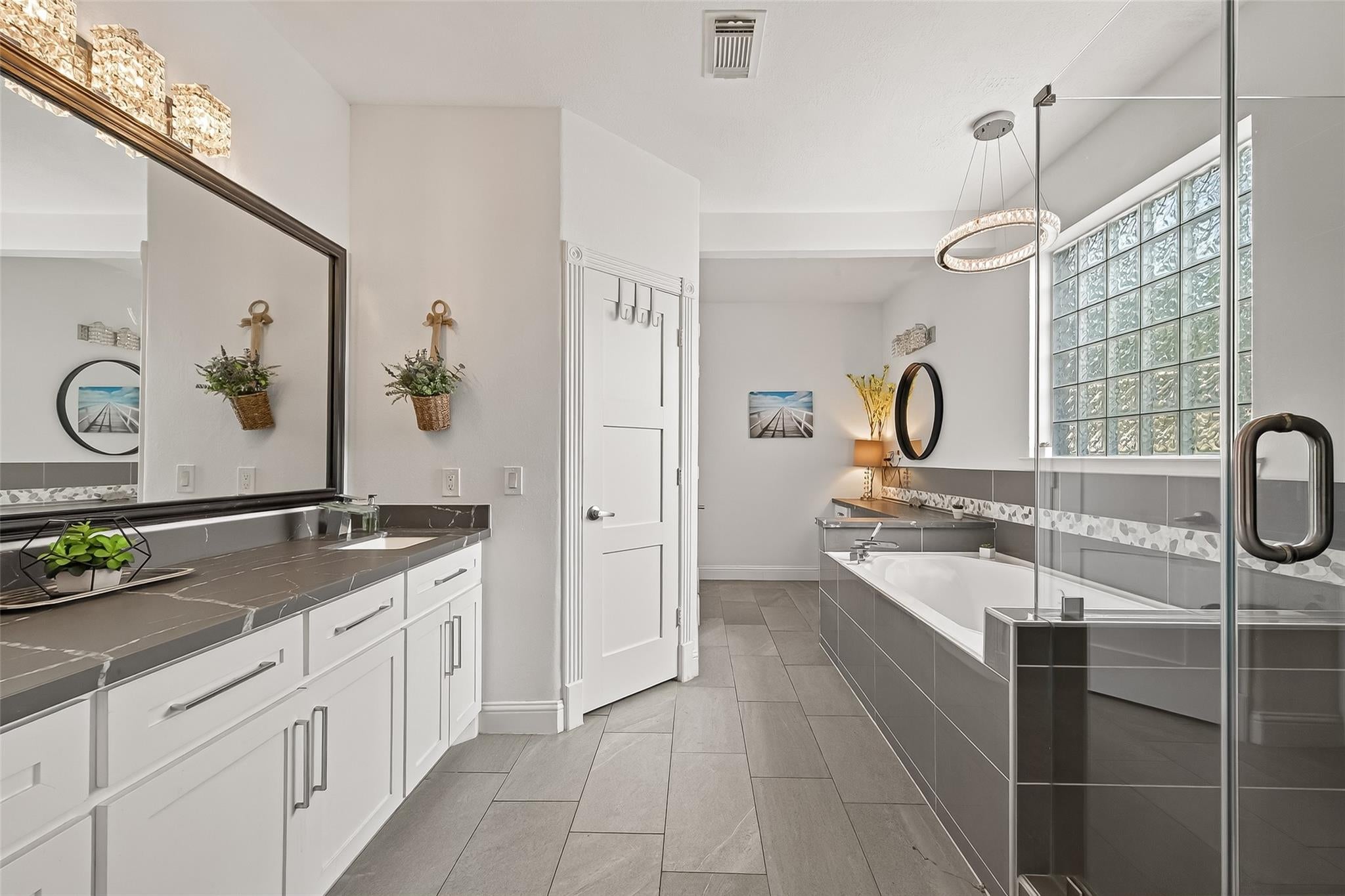 Cypress, Texas, 77433, United States, 5 Bedrooms Bedrooms, ,5 BathroomsBathrooms,Residential,Active,1998597