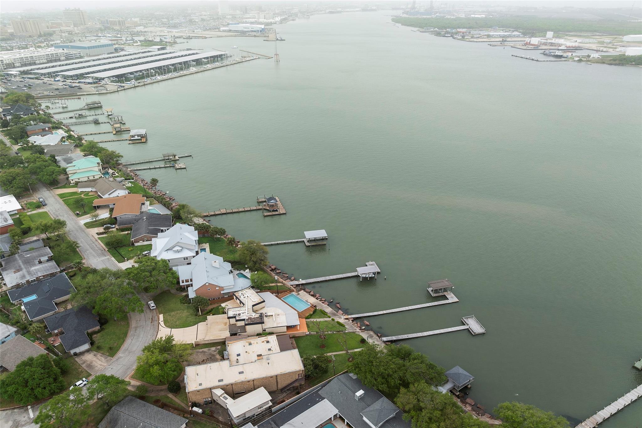 Galveston, Texas, 77550, United States, 4 Bedrooms Bedrooms, ,6 BathroomsBathrooms,Residential,Active,1905067