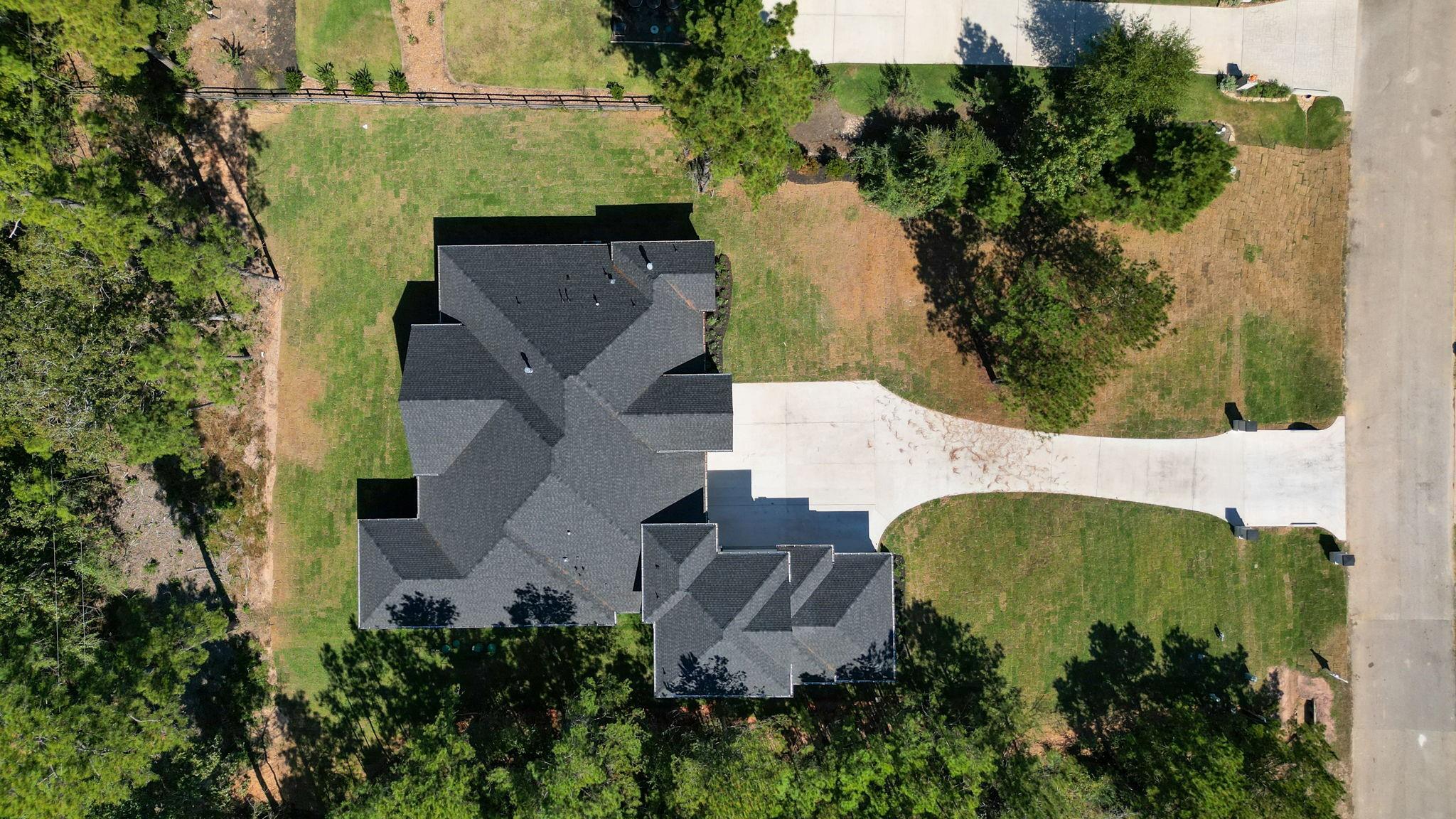 Montgomery, Texas, 77316, United States, 4 Bedrooms Bedrooms, ,4 BathroomsBathrooms,Residential,Active,1962179