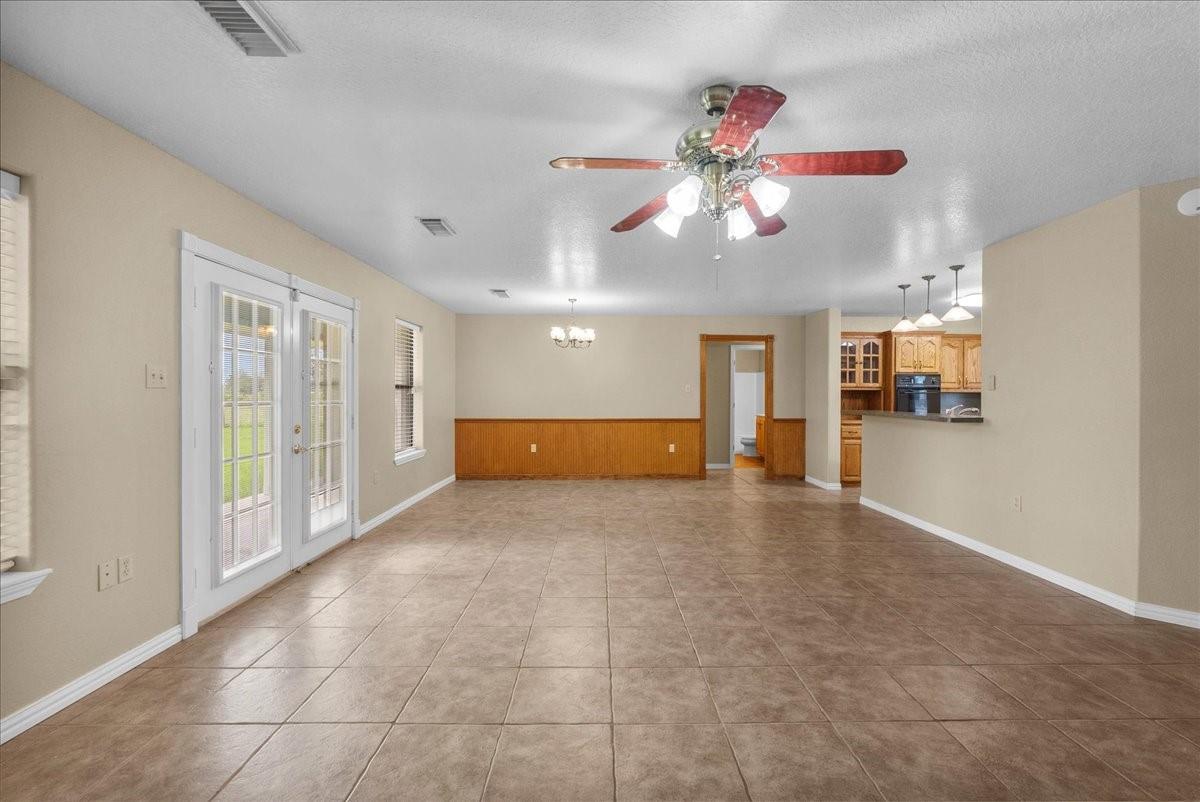 Santa Fe, Texas, 77510, United States, 3 Bedrooms Bedrooms, ,2 BathroomsBathrooms,Residential,Pending,1909101