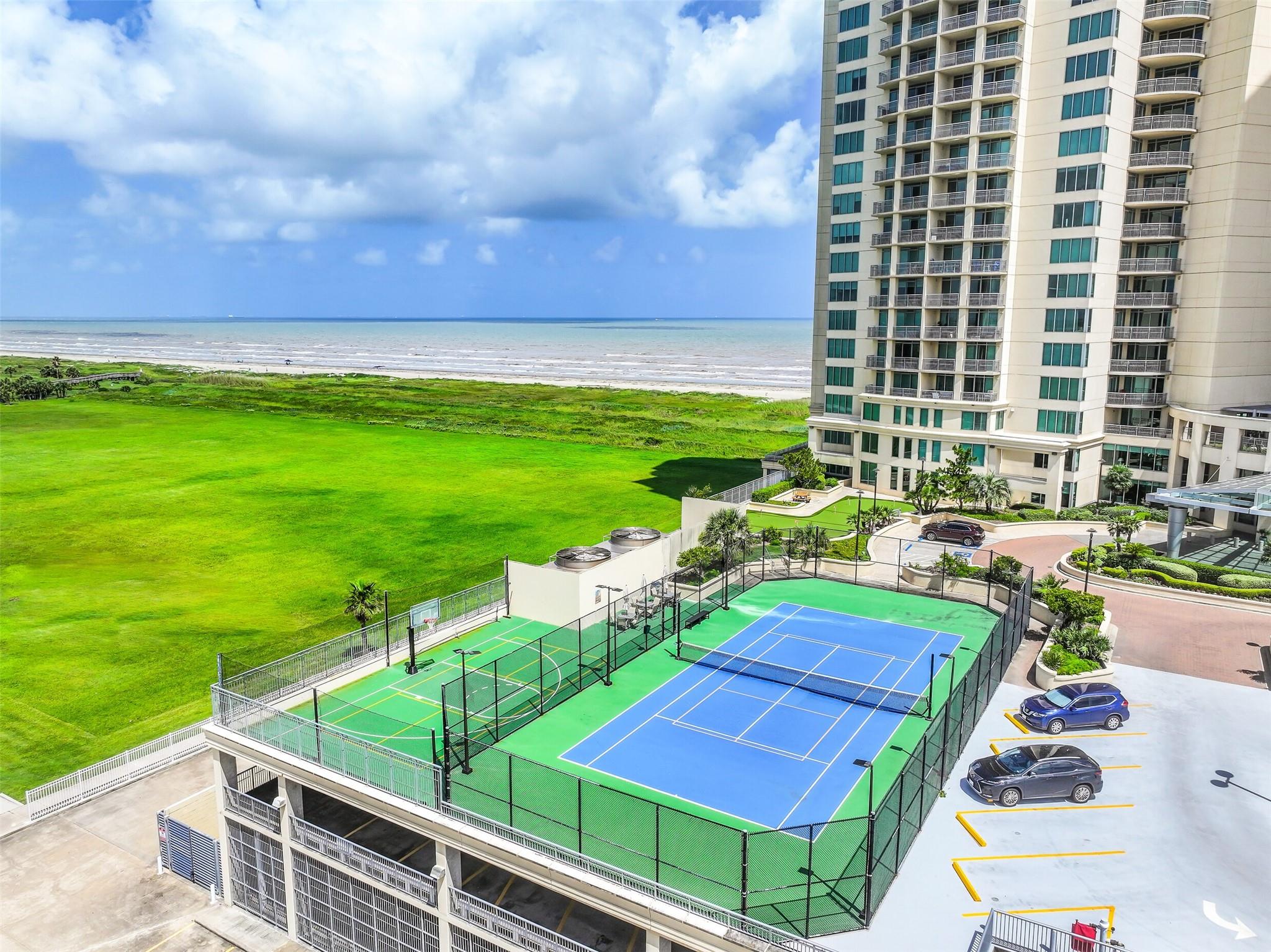 Galveston, Texas, 77550, United States, ,4 BathroomsBathrooms,Residential,Active,1867894