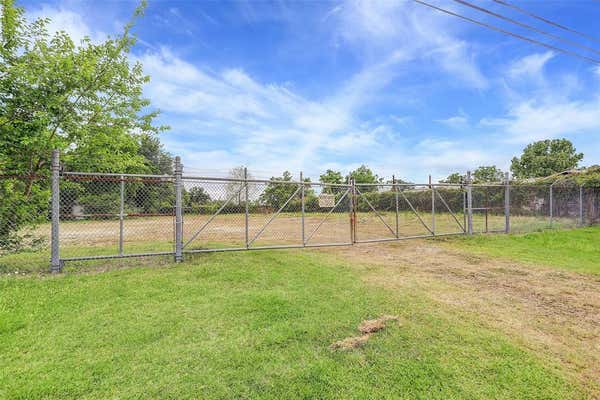 16526 MARKET ST, CHANNELVIEW, TX 77530 - Image 1