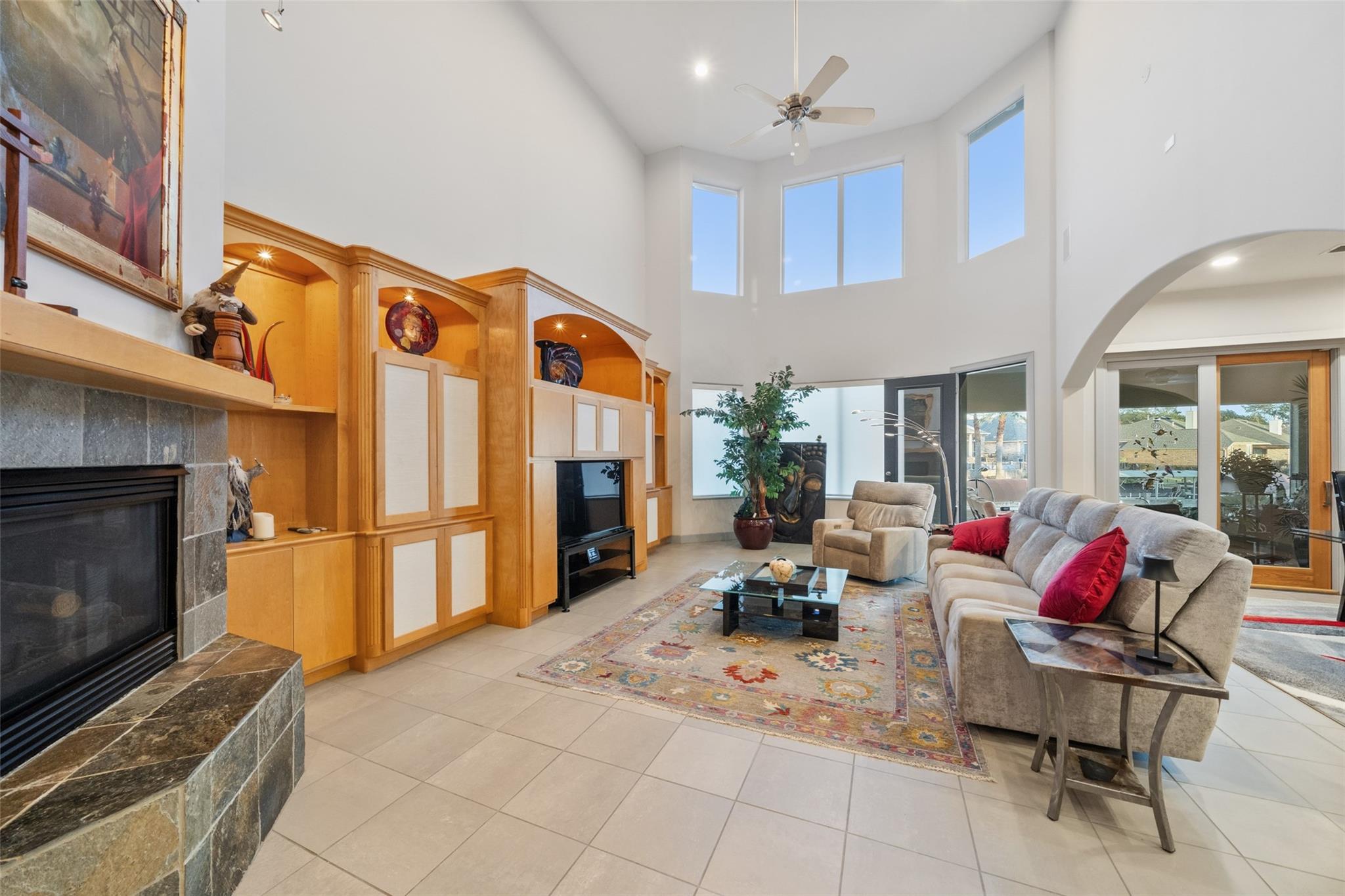 Montgomery, Texas, 77356, United States, 3 Bedrooms Bedrooms, ,4 BathroomsBathrooms,Residential,Active,1992537