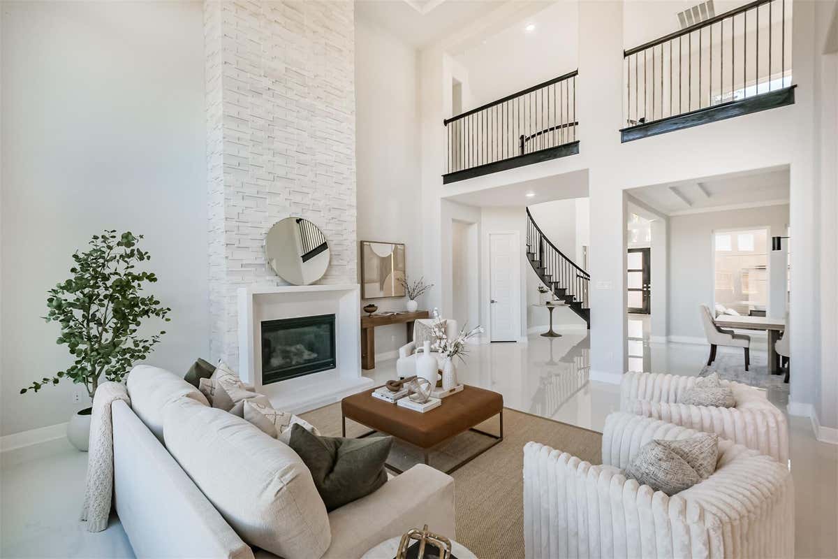 19610 Hickory Heights Dr