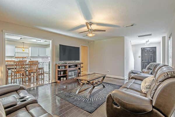 13102 LINDENLOCH LN, HOUSTON, TX 77085 - Image 1