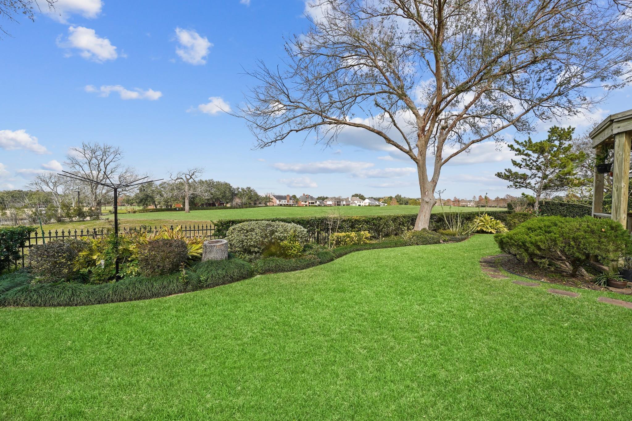 Sugar Land, Texas, 77479, United States, 5 Bedrooms Bedrooms, ,4 BathroomsBathrooms,Residential,Active,2009839