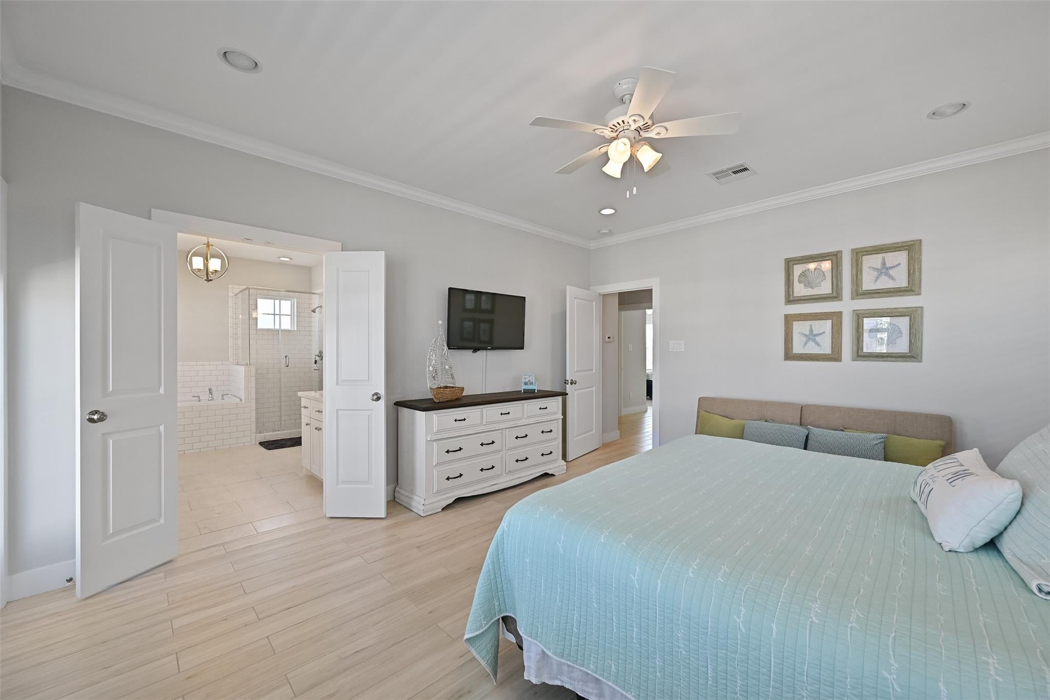 Galveston, Texas, 77554, United States, ,4 BathroomsBathrooms,Residential,Active,1867916