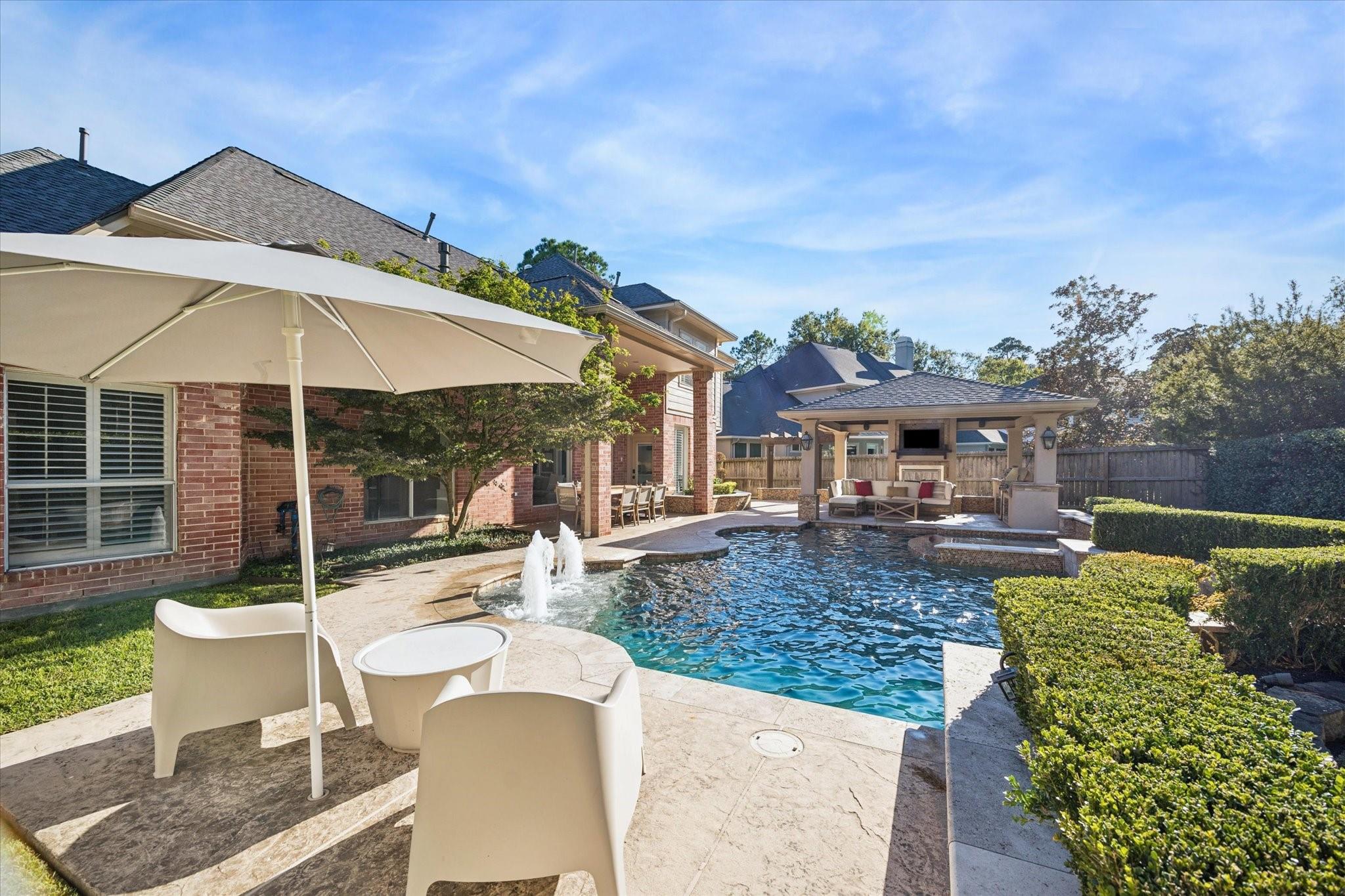 The Woodlands, Texas, 77382, United States, 4 Bedrooms Bedrooms, ,5 BathroomsBathrooms,Residential,Pending,2007189