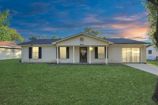 904 DUMAS DR, BRYAN, TX 77803 - Image 1