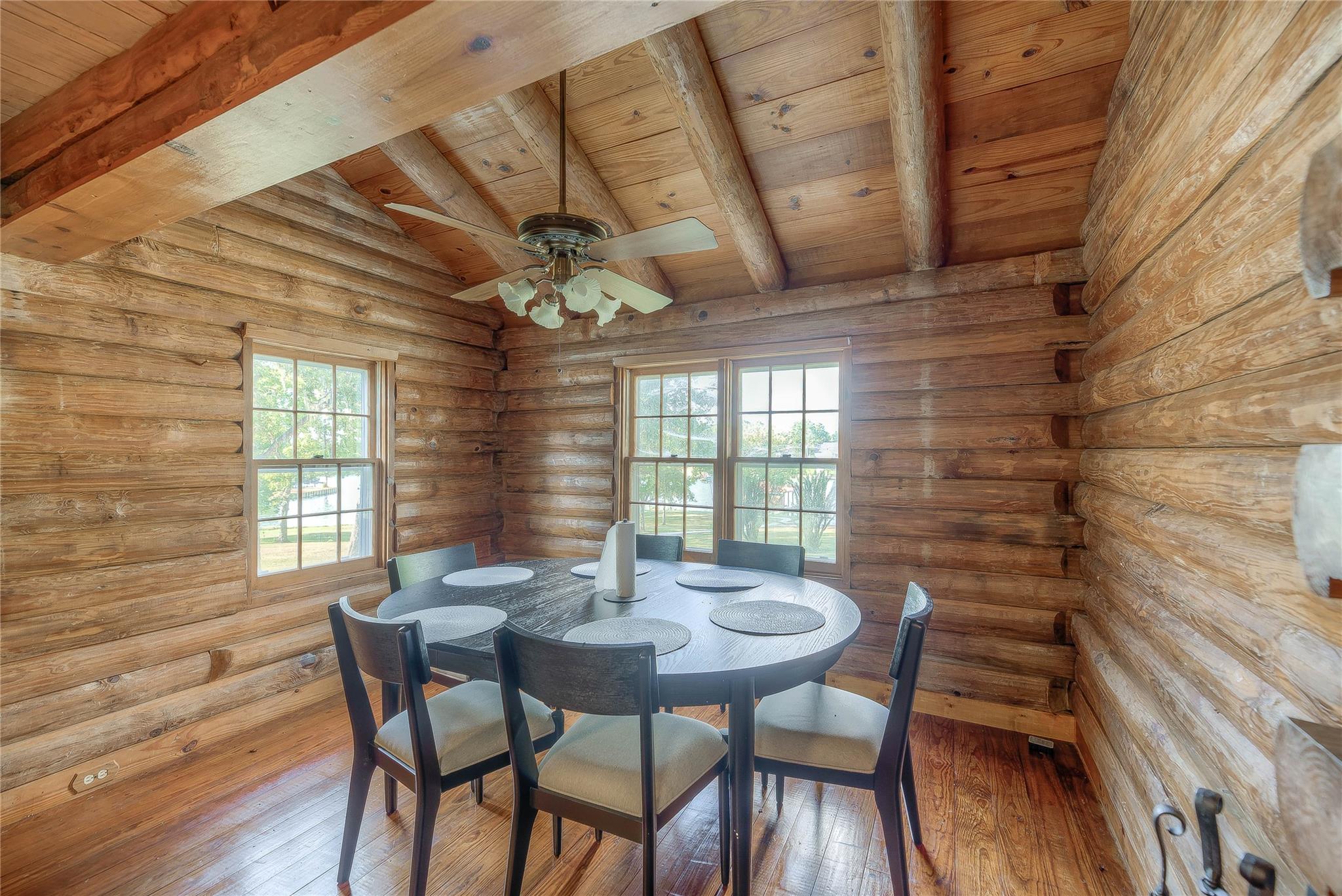 Livingston, Texas, 77351, United States, 3 Bedrooms Bedrooms, ,3 BathroomsBathrooms,Residential,Active,1961912