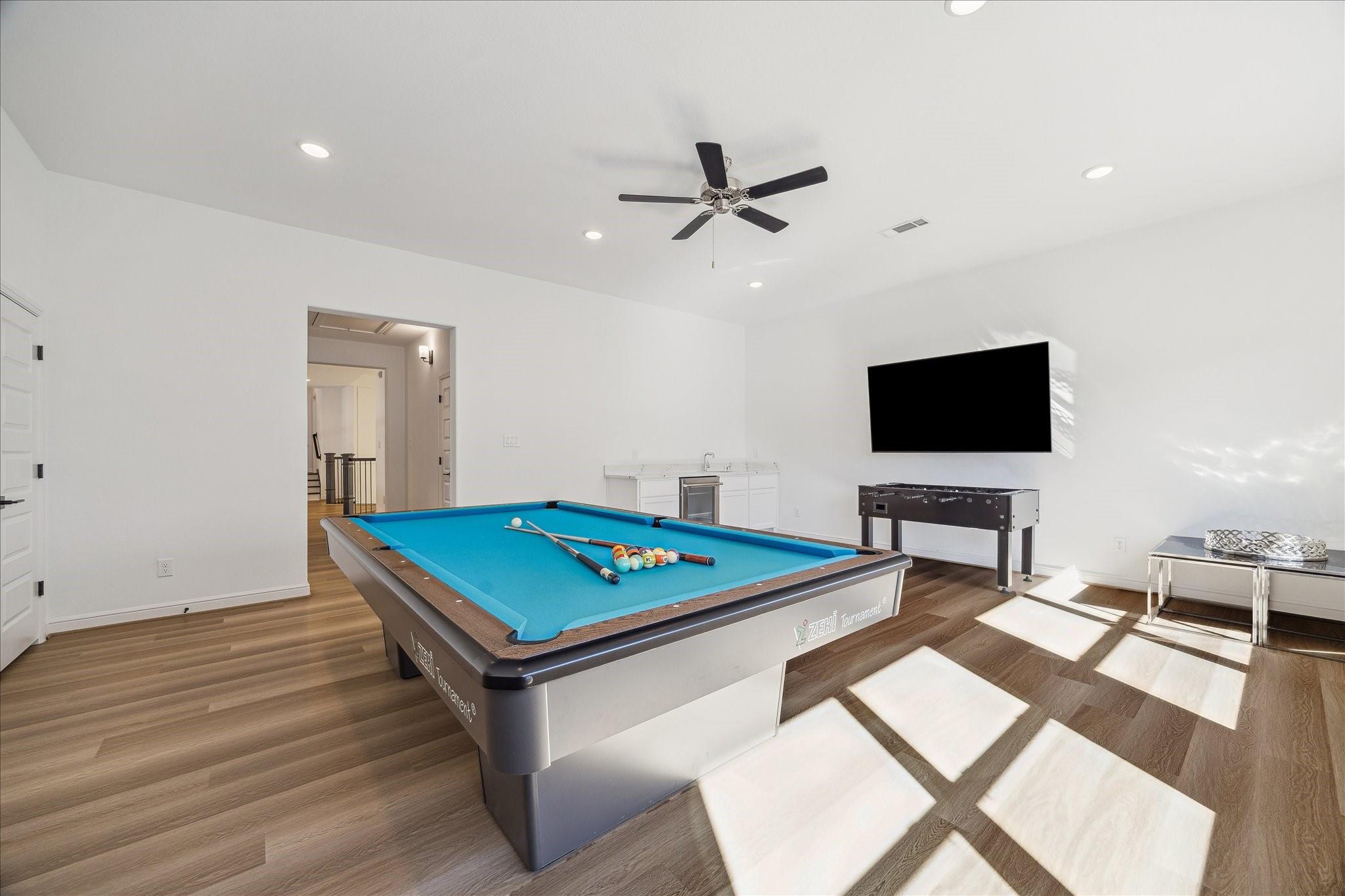 Sugar Land, Texas, 77459, United States, 5 Bedrooms Bedrooms, ,6 BathroomsBathrooms,Residential,Active,2012474