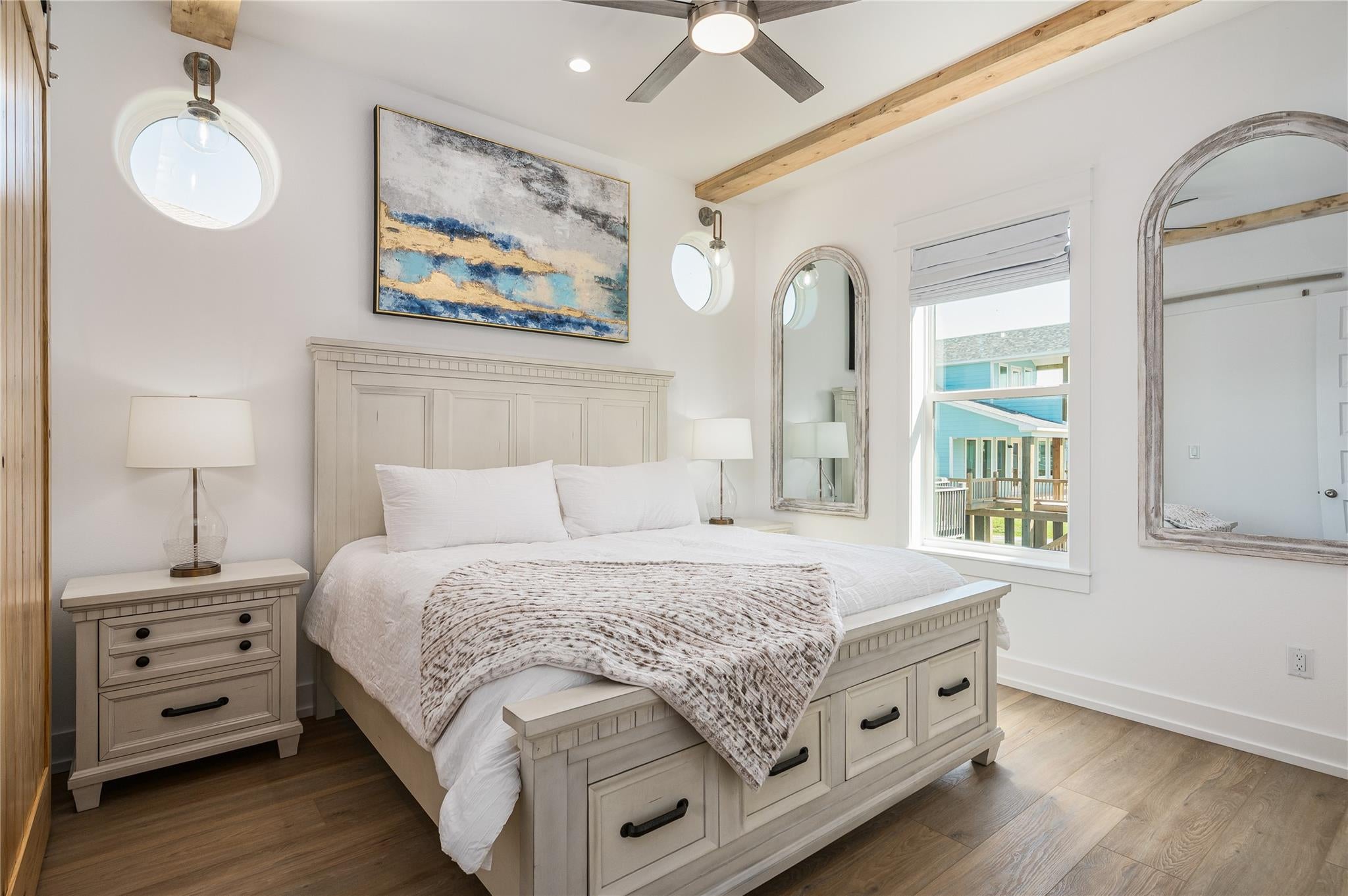 Crystal Beach, Texas, 77650, United States, 4 Bedrooms Bedrooms, ,3 BathroomsBathrooms,Residential,Active,1944100
