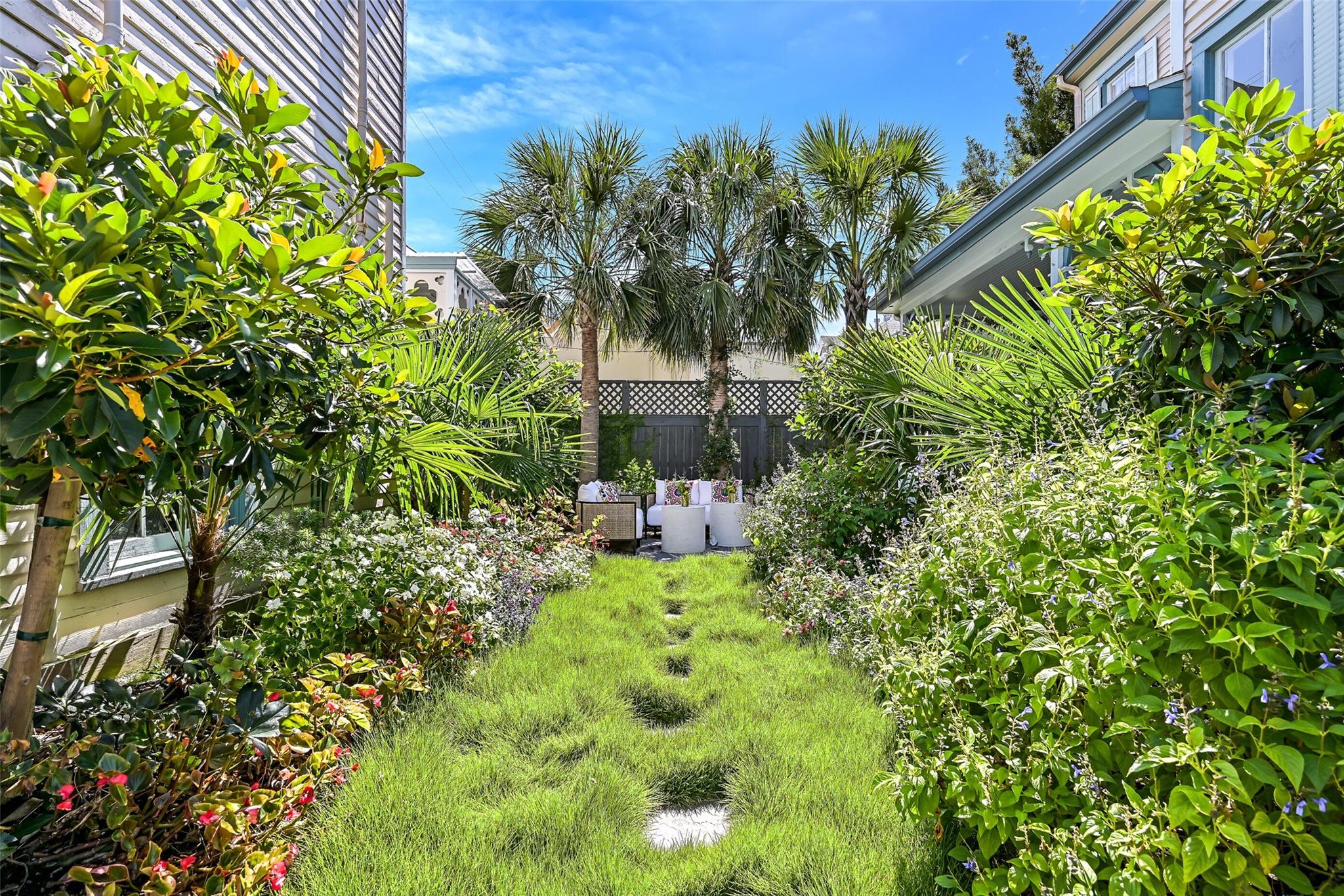 Galveston, Texas, 77550, United States, 6 Bedrooms Bedrooms, ,4 BathroomsBathrooms,Residential,Active,1899876