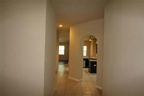 10126 CORVALLIS DR, HOUSTON, TX 77095, photo 3 of 33