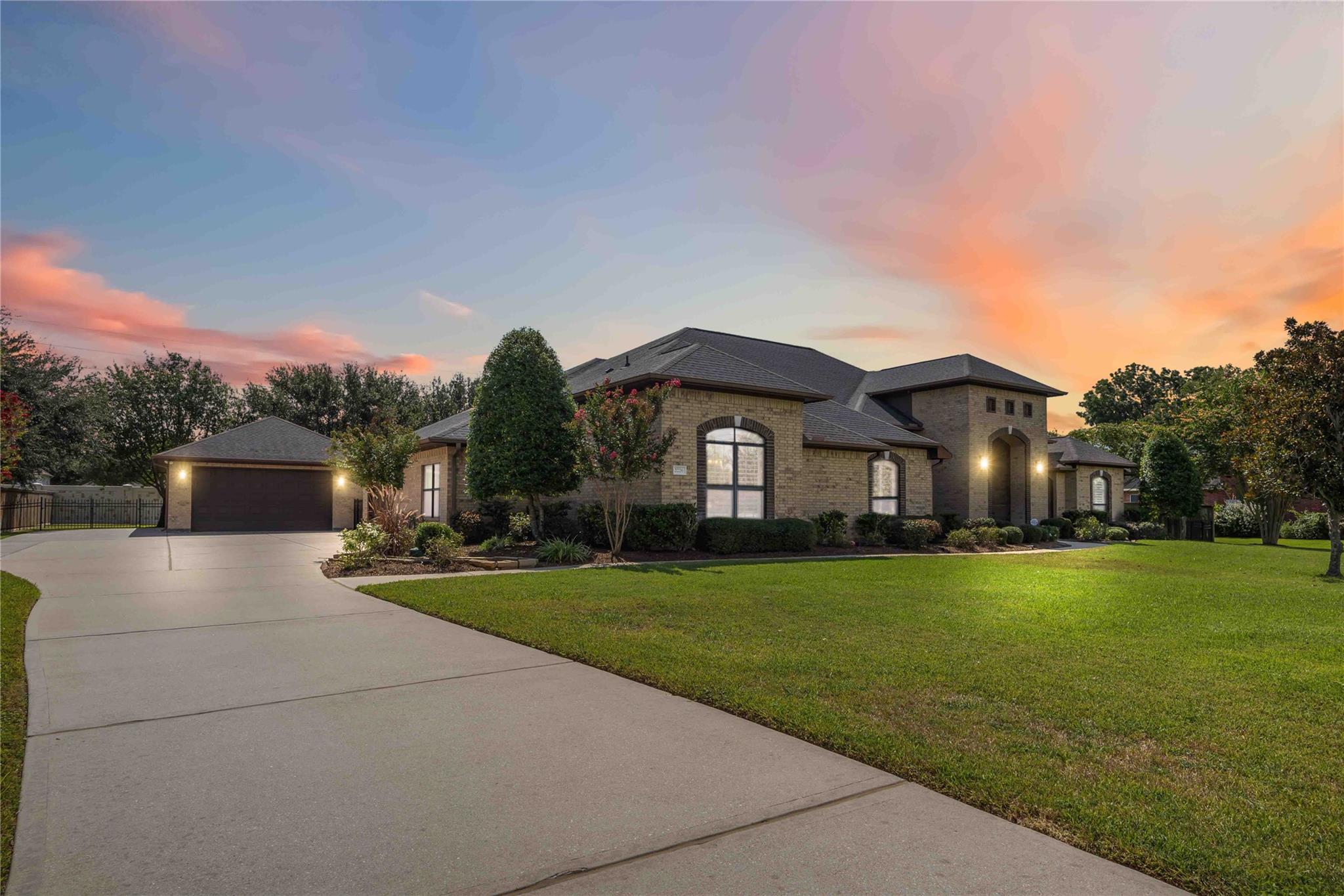 Richmond, Texas, 77406, United States, 4 Bedrooms Bedrooms, ,4 BathroomsBathrooms,Residential,Active,1913963