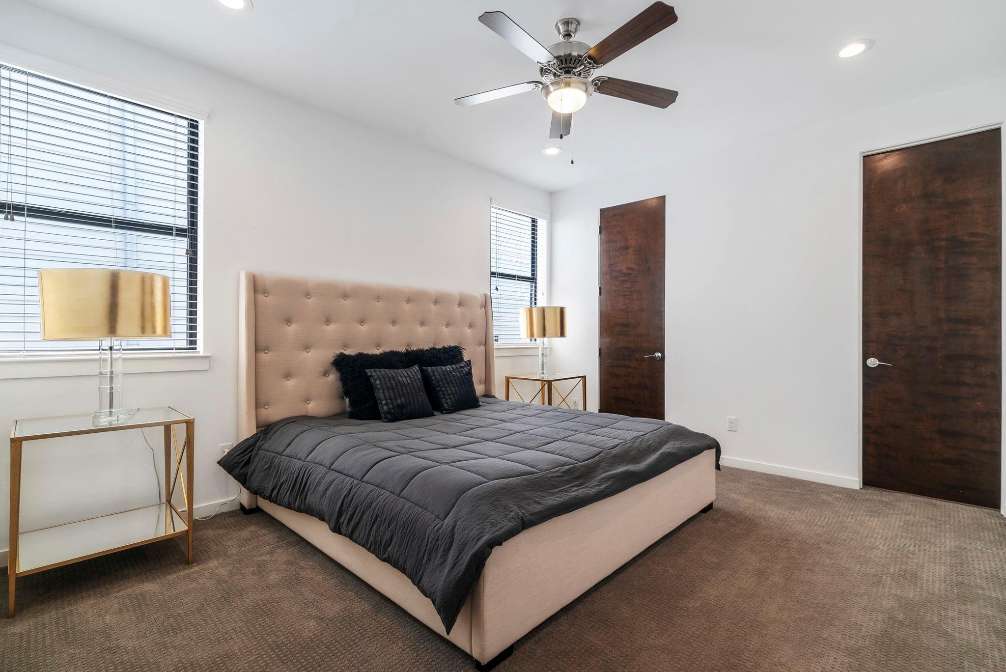 Houston, Texas, 77027, United States, 5 Bedrooms Bedrooms, ,4 BathroomsBathrooms,Residential,Active,1839723