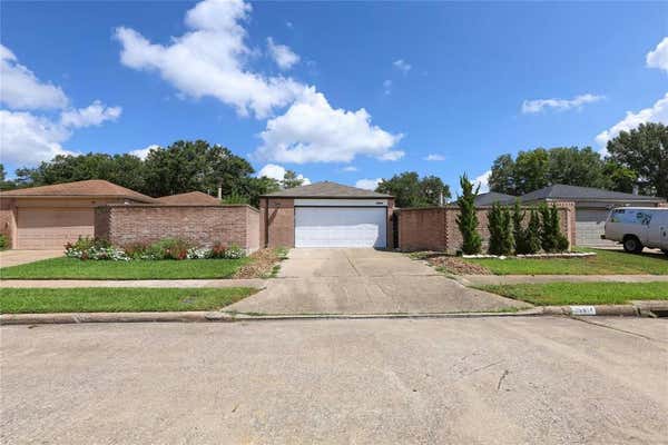 15914 VAL VISTA DR, HOUSTON, TX 77083 - Image 1