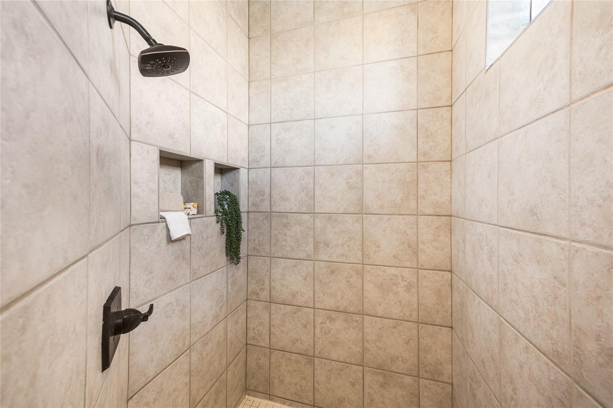 Galveston, Texas, 77554, United States, 4 Bedrooms Bedrooms, ,4 BathroomsBathrooms,Residential,Active,1989793