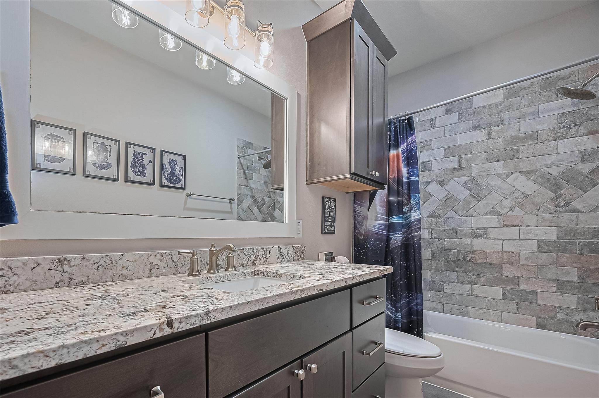 Guy, Texas, 77444, United States, 3 Bedrooms Bedrooms, ,3 BathroomsBathrooms,Residential,Active,1828702