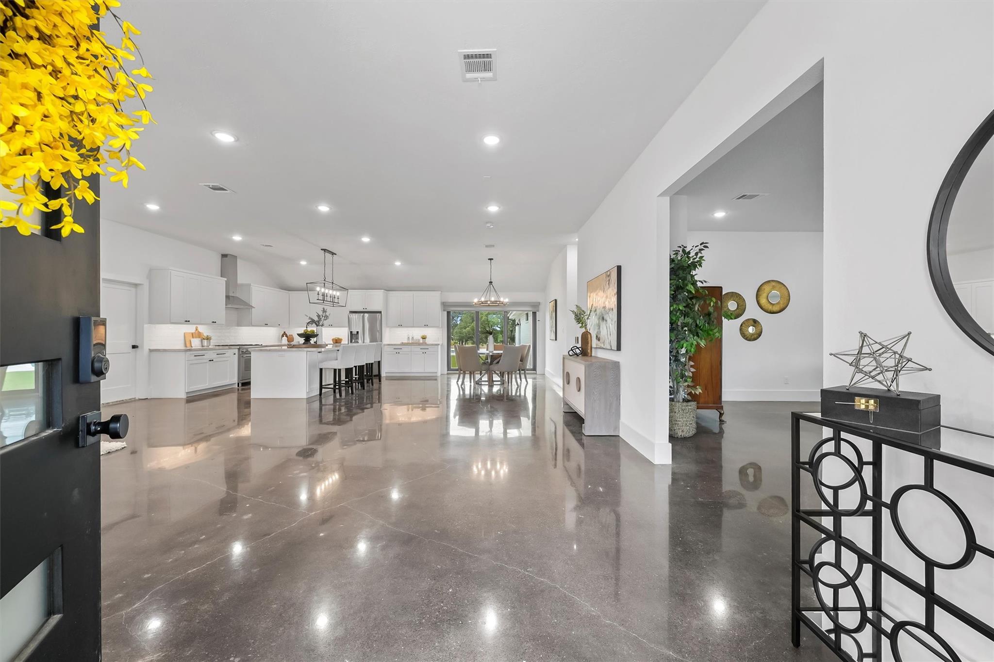 Anderson, Texas, 77830, United States, 6 Bedrooms Bedrooms, ,3 BathroomsBathrooms,Residential,Active,2007292