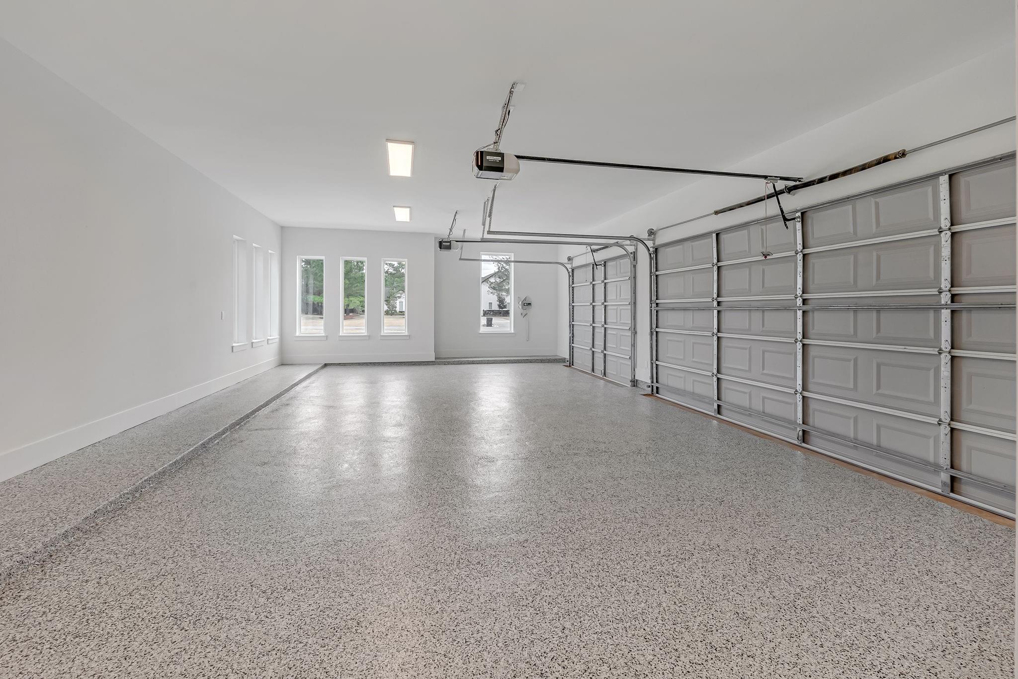 Montgomery, Texas, 77316, United States, 5 Bedrooms Bedrooms, ,6 BathroomsBathrooms,Residential,Active,2015434