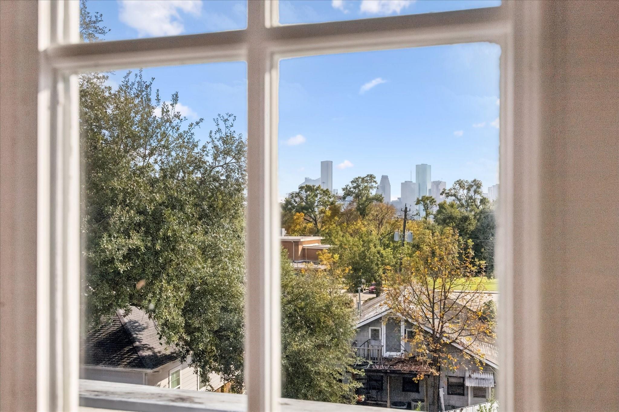 Houston, Texas, 77009, United States, 4 Bedrooms Bedrooms, ,2 BathroomsBathrooms,Residential,Active,2006963