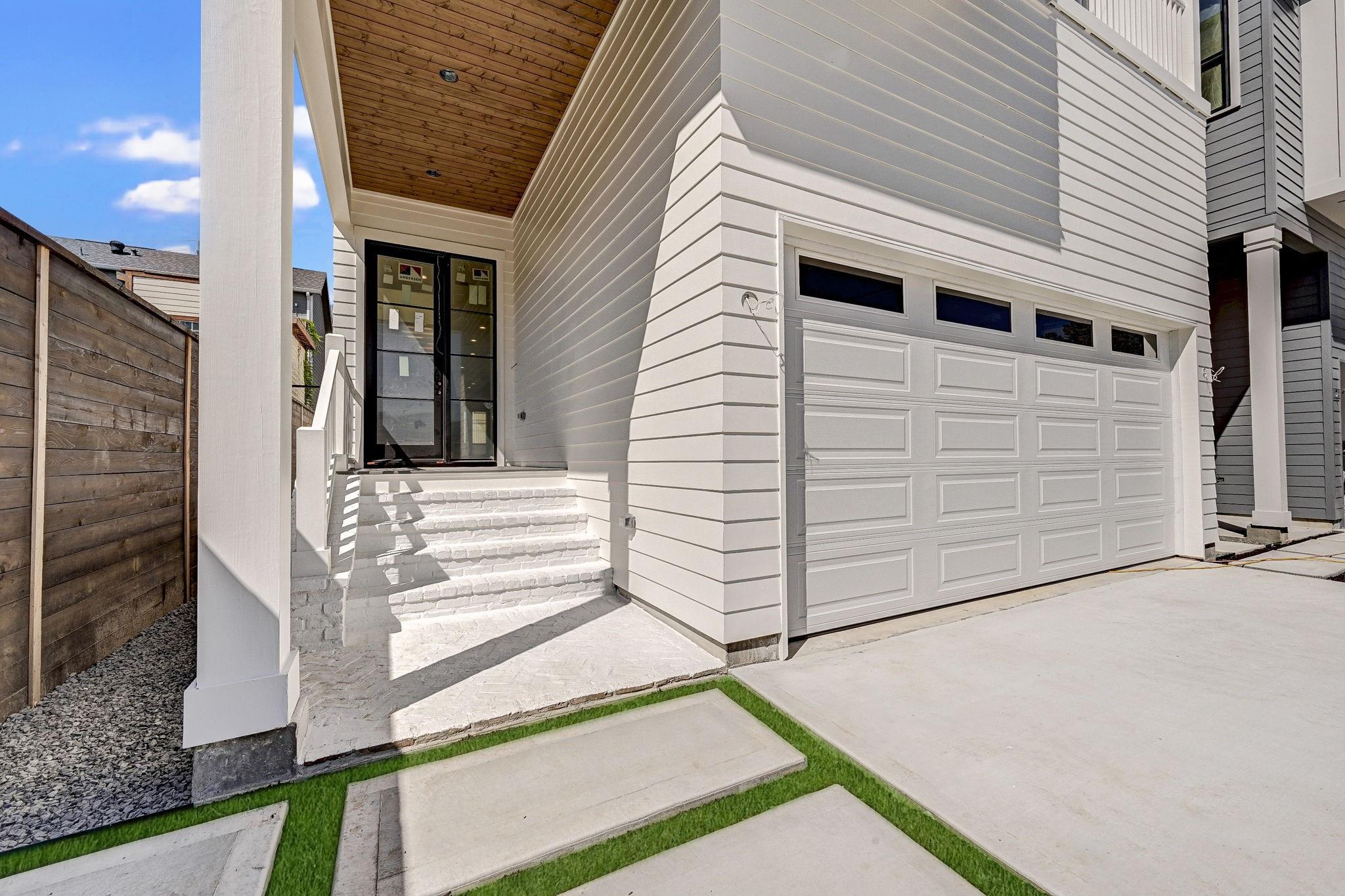 Houston, Texas, 77008, United States, 4 Bedrooms Bedrooms, ,5 BathroomsBathrooms,Residential,Active,1990668