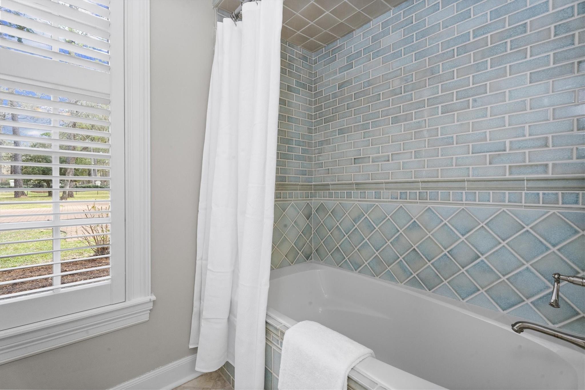 Tomball, Texas, 77377, United States, 4 Bedrooms Bedrooms, ,4 BathroomsBathrooms,Residential,Active,2015478