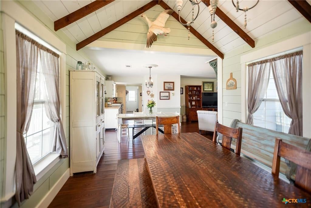 Port Lavaca, Texas, 77979, United States, 3 Bedrooms Bedrooms, ,3 BathroomsBathrooms,Residential,Active,1871222