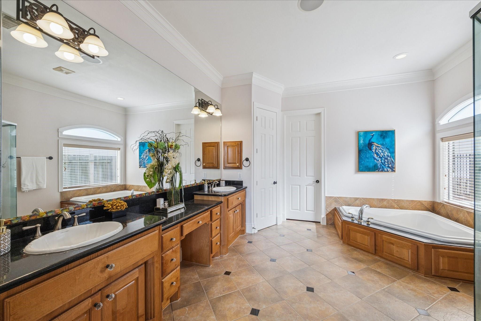 Sugar Land, Texas, 77479, United States, 5 Bedrooms Bedrooms, ,5 BathroomsBathrooms,Residential,Active,2007093