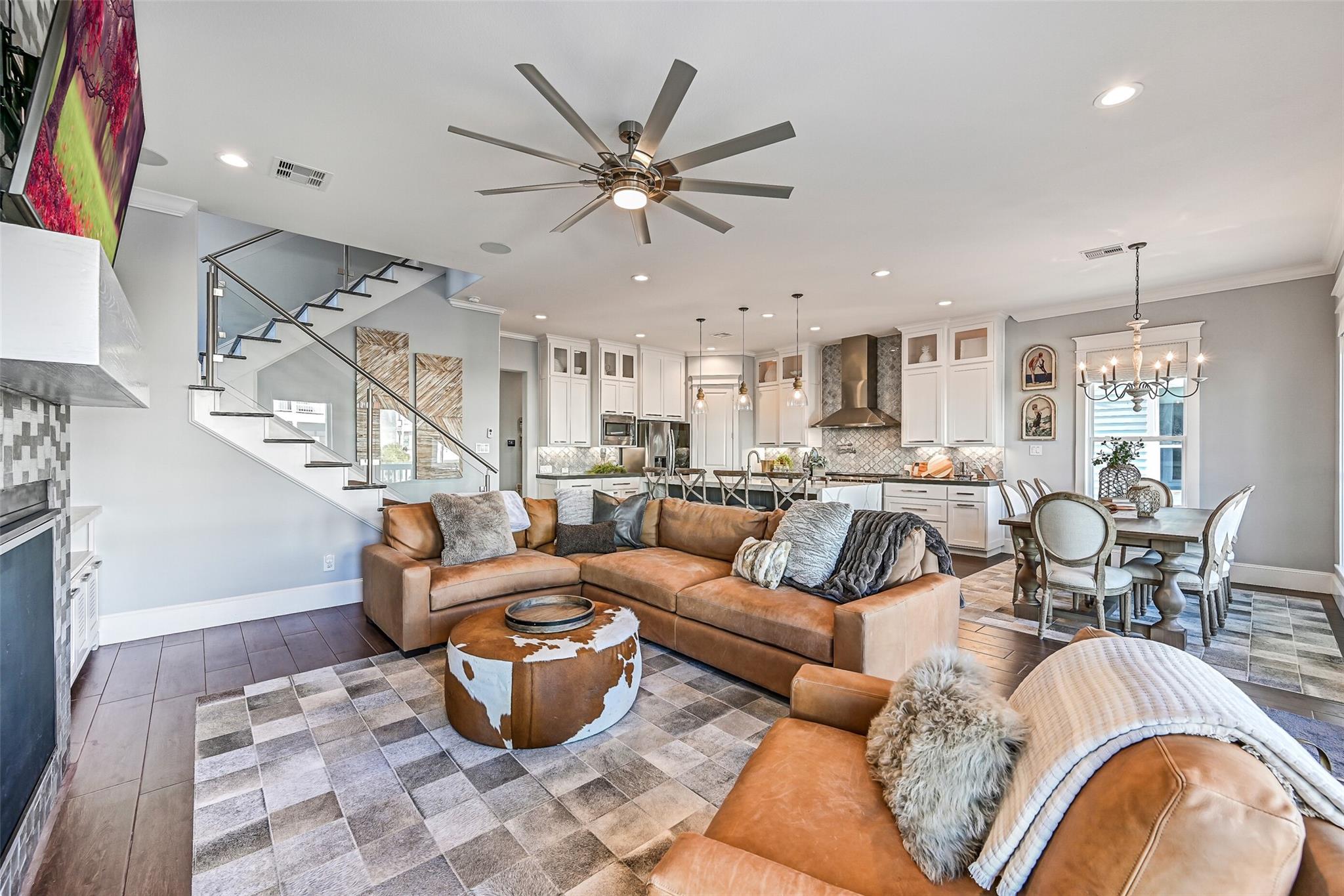 Galveston, Texas, 77554, United States, 4 Bedrooms Bedrooms, ,5 BathroomsBathrooms,Residential,Active,2011856