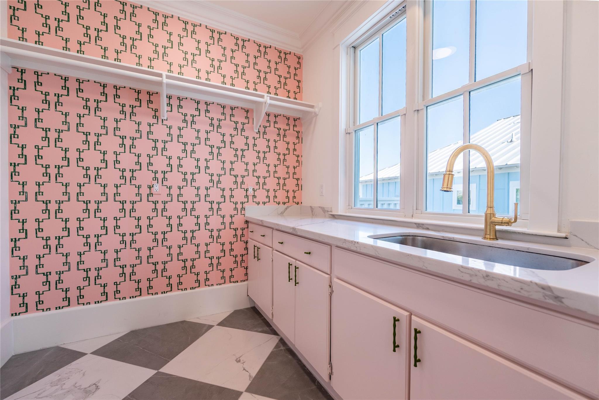 Galveston, Texas, 77554, United States, 6 Bedrooms Bedrooms, ,6 BathroomsBathrooms,Residential,Active,2014924