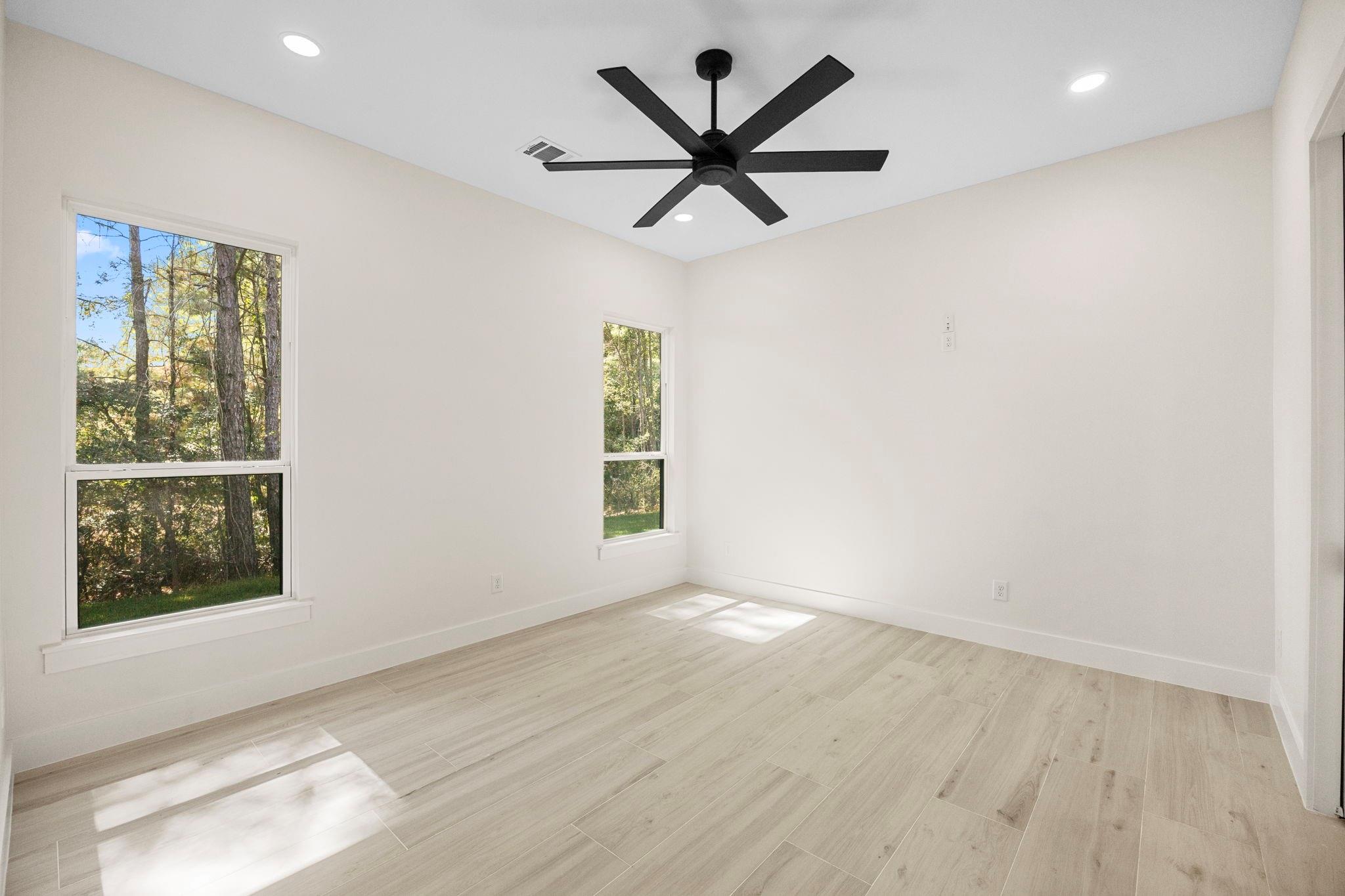 Montgomery, Texas, 77316, United States, 4 Bedrooms Bedrooms, ,4 BathroomsBathrooms,Residential,Active,1962179