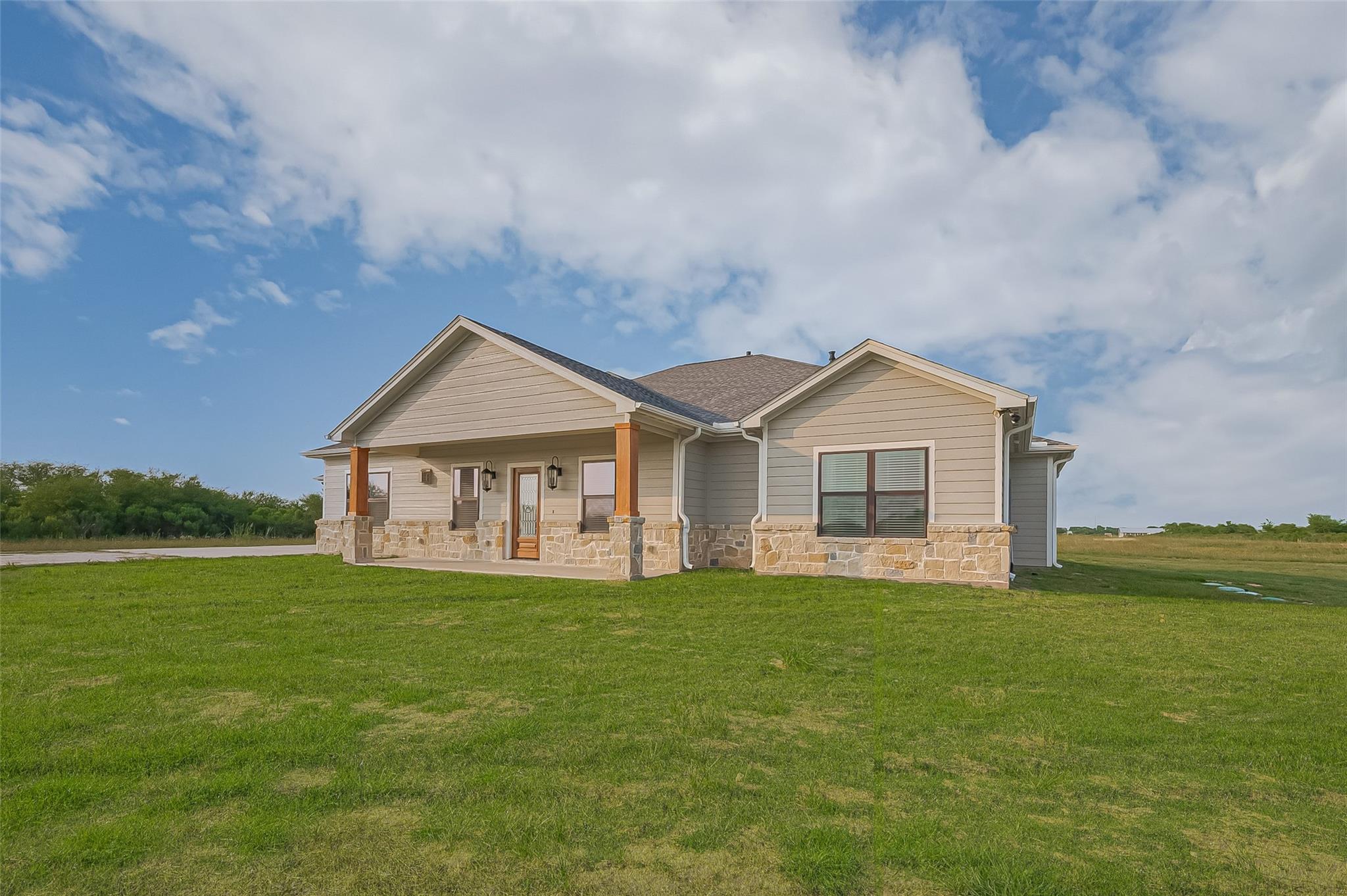 Guy, Texas, 77444, United States, 3 Bedrooms Bedrooms, ,3 BathroomsBathrooms,Residential,Active,1828702