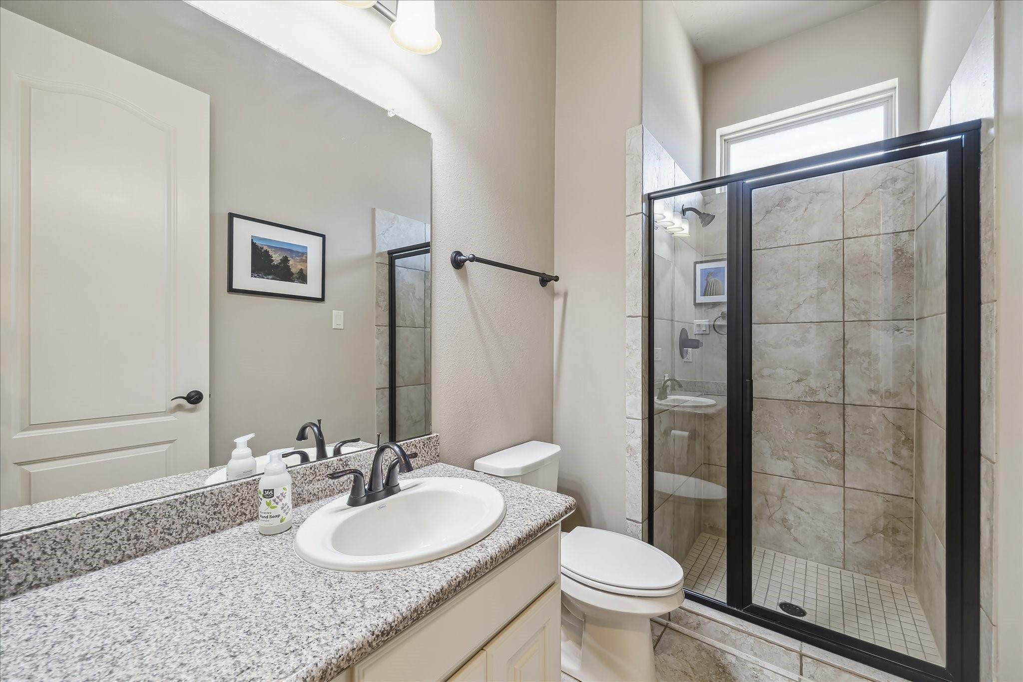 Sugar Land, Texas, 77479, United States, 5 Bedrooms Bedrooms, ,5 BathroomsBathrooms,Residential,Active,1894213