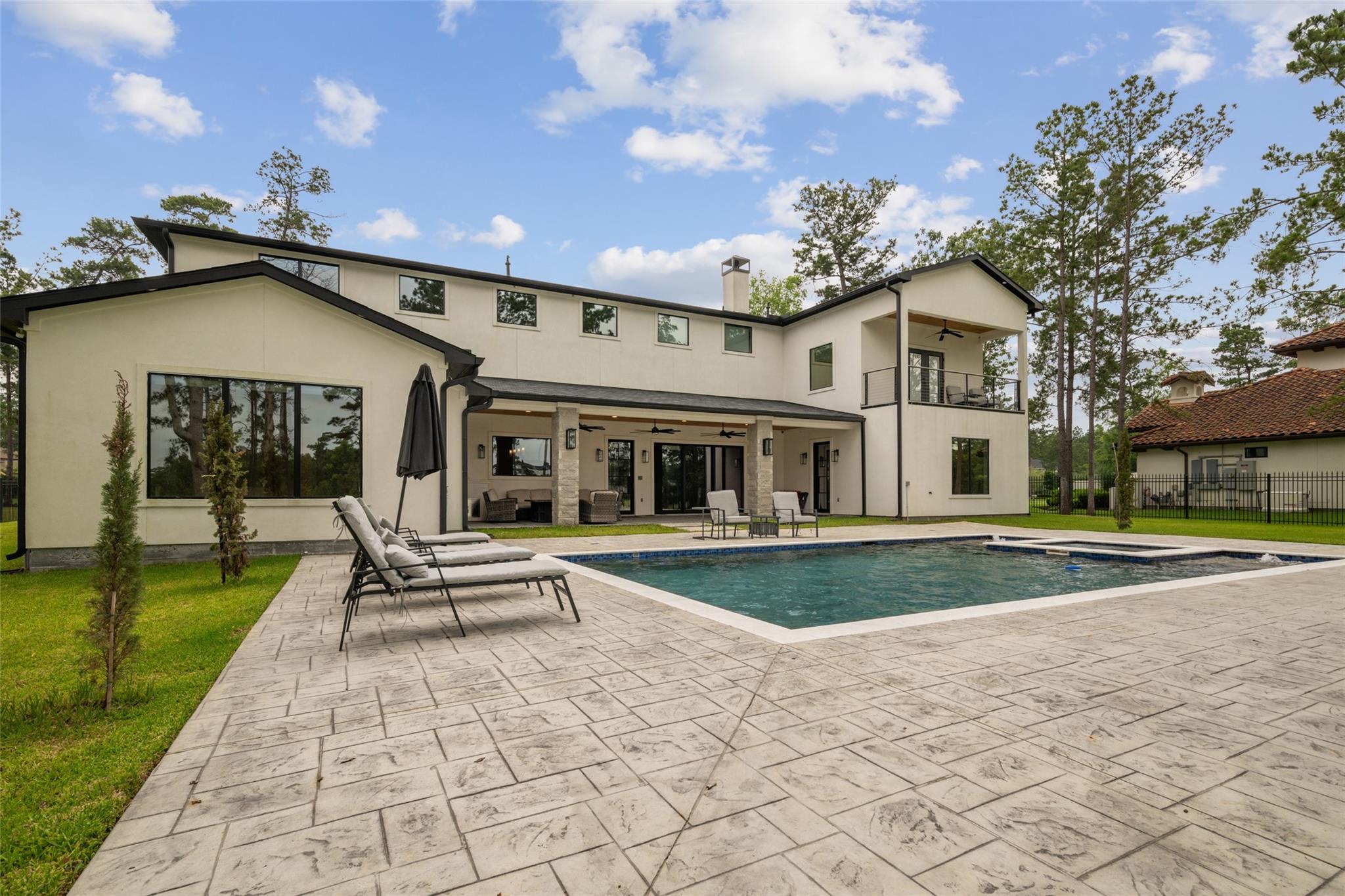 Spring, Texas, 77386, United States, 4 Bedrooms Bedrooms, ,5 BathroomsBathrooms,Residential,Active,1964247