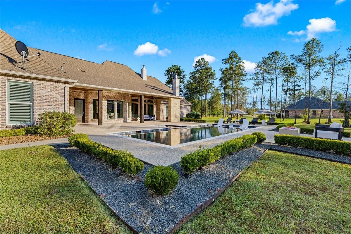 Kountze, Texas, 77625, United States, 4 Bedrooms Bedrooms, ,4 BathroomsBathrooms,Residential,Active,1990666