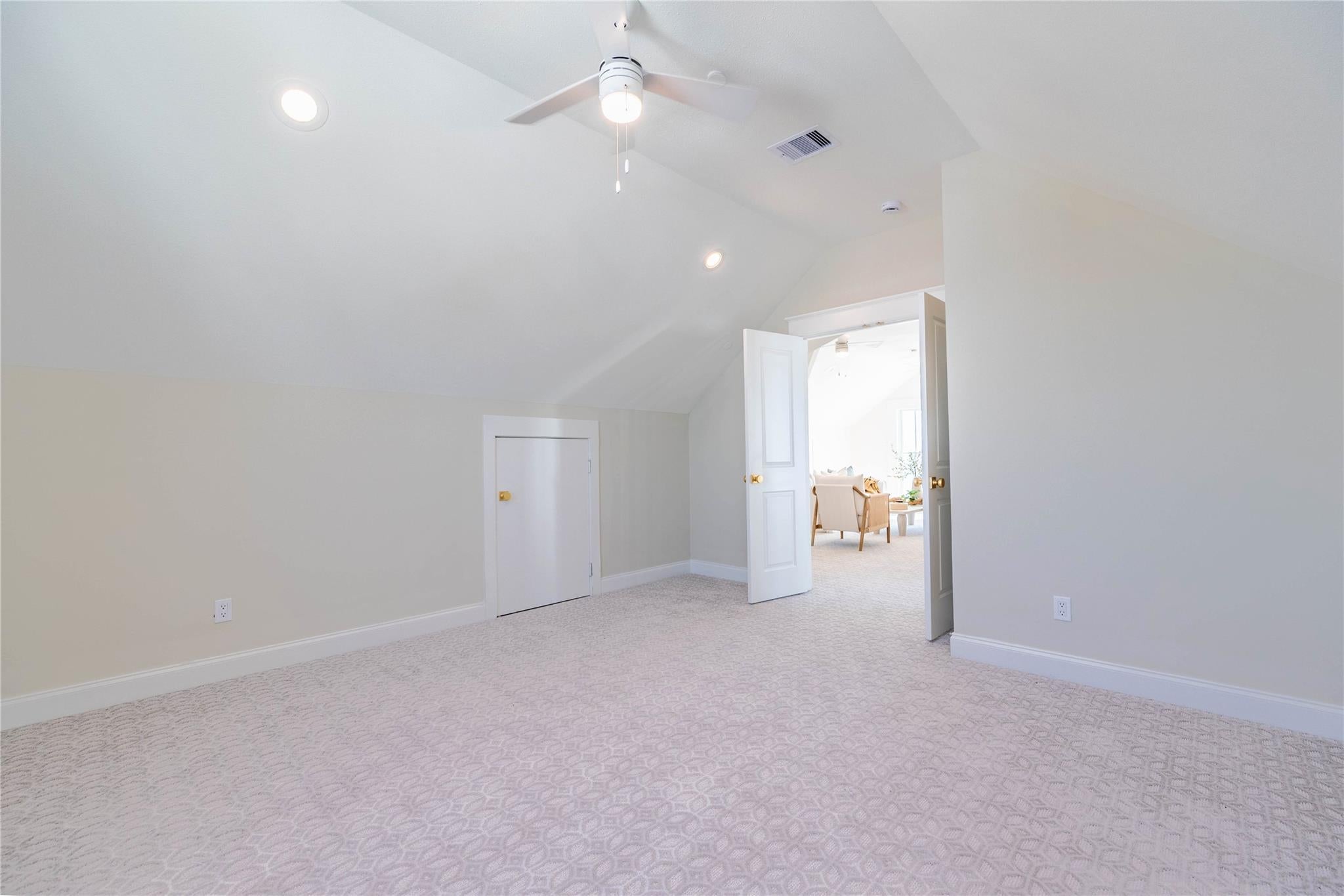 Galveston, Texas, 77554, United States, 6 Bedrooms Bedrooms, ,6 BathroomsBathrooms,Residential,Active,2014924