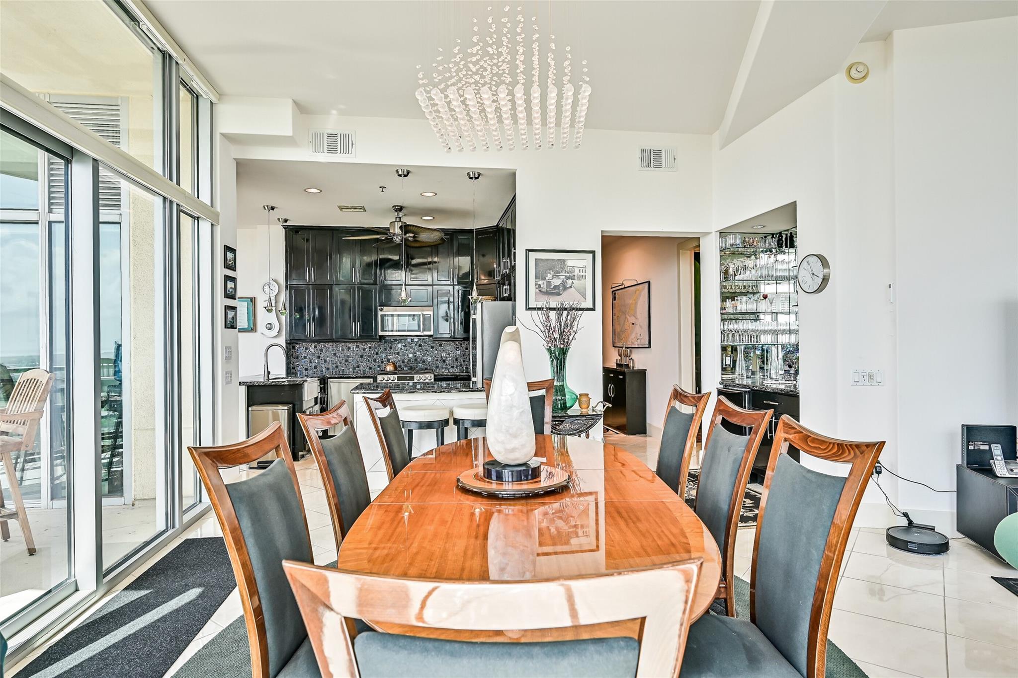 Galveston, Texas, 77550, United States, ,4 BathroomsBathrooms,Residential,Active,1867894