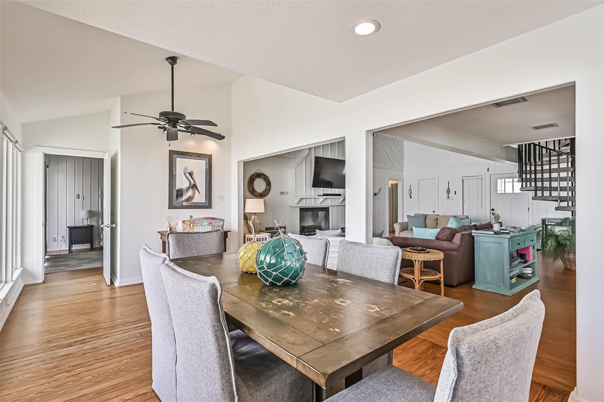 Galveston, Texas, 77554, United States, 4 Bedrooms Bedrooms, ,3 BathroomsBathrooms,Residential,Active,1909088