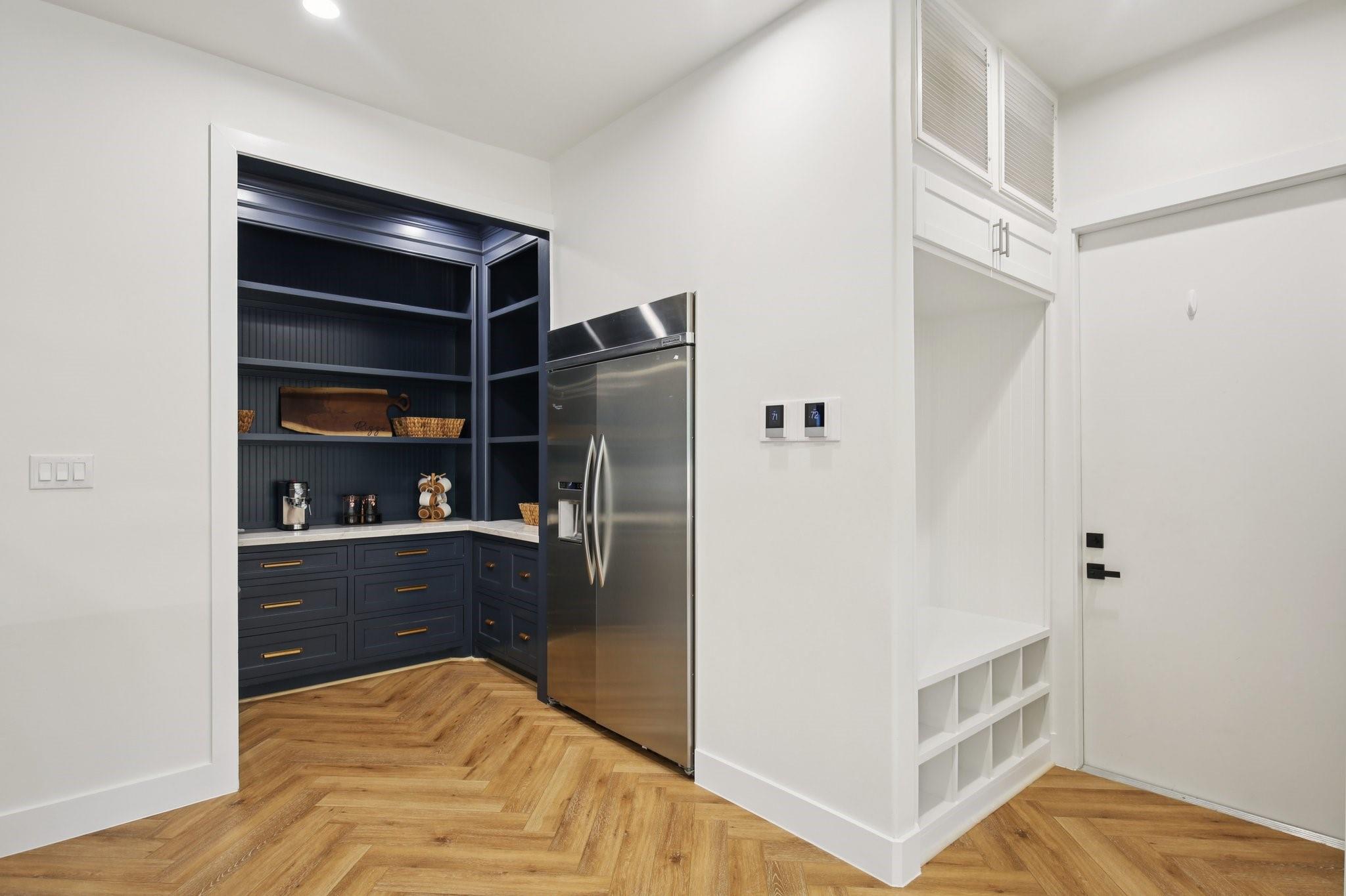 Houston, Texas, 77079, United States, 5 Bedrooms Bedrooms, ,6 BathroomsBathrooms,Residential,Active,2010206