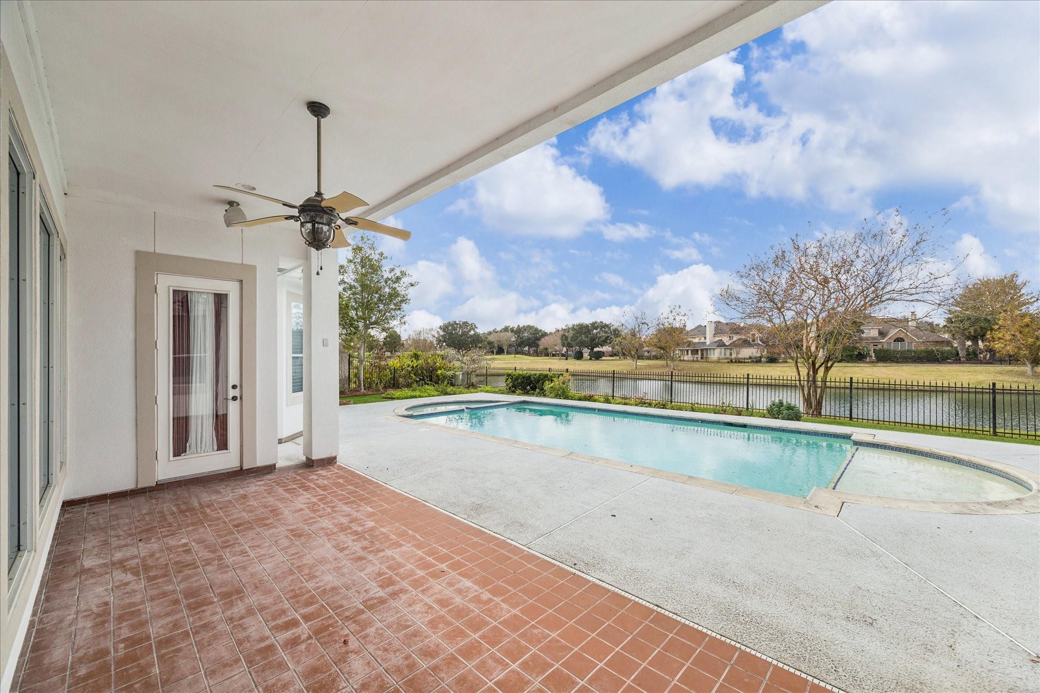 Sugar Land, Texas, 77479, United States, 5 Bedrooms Bedrooms, ,5 BathroomsBathrooms,Residential,Active,2007093