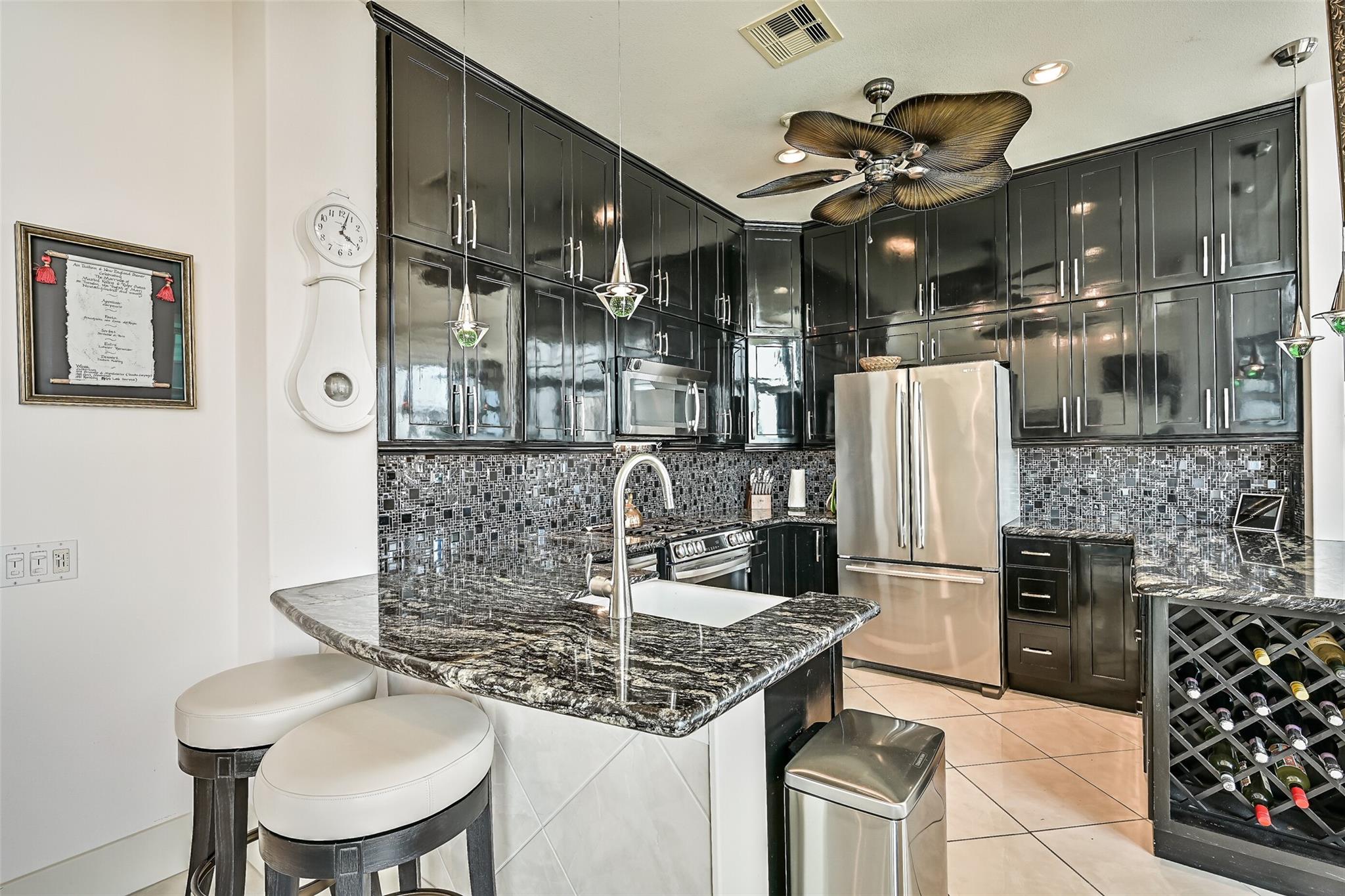 Galveston, Texas, 77550, United States, ,4 BathroomsBathrooms,Residential,Active,1867894