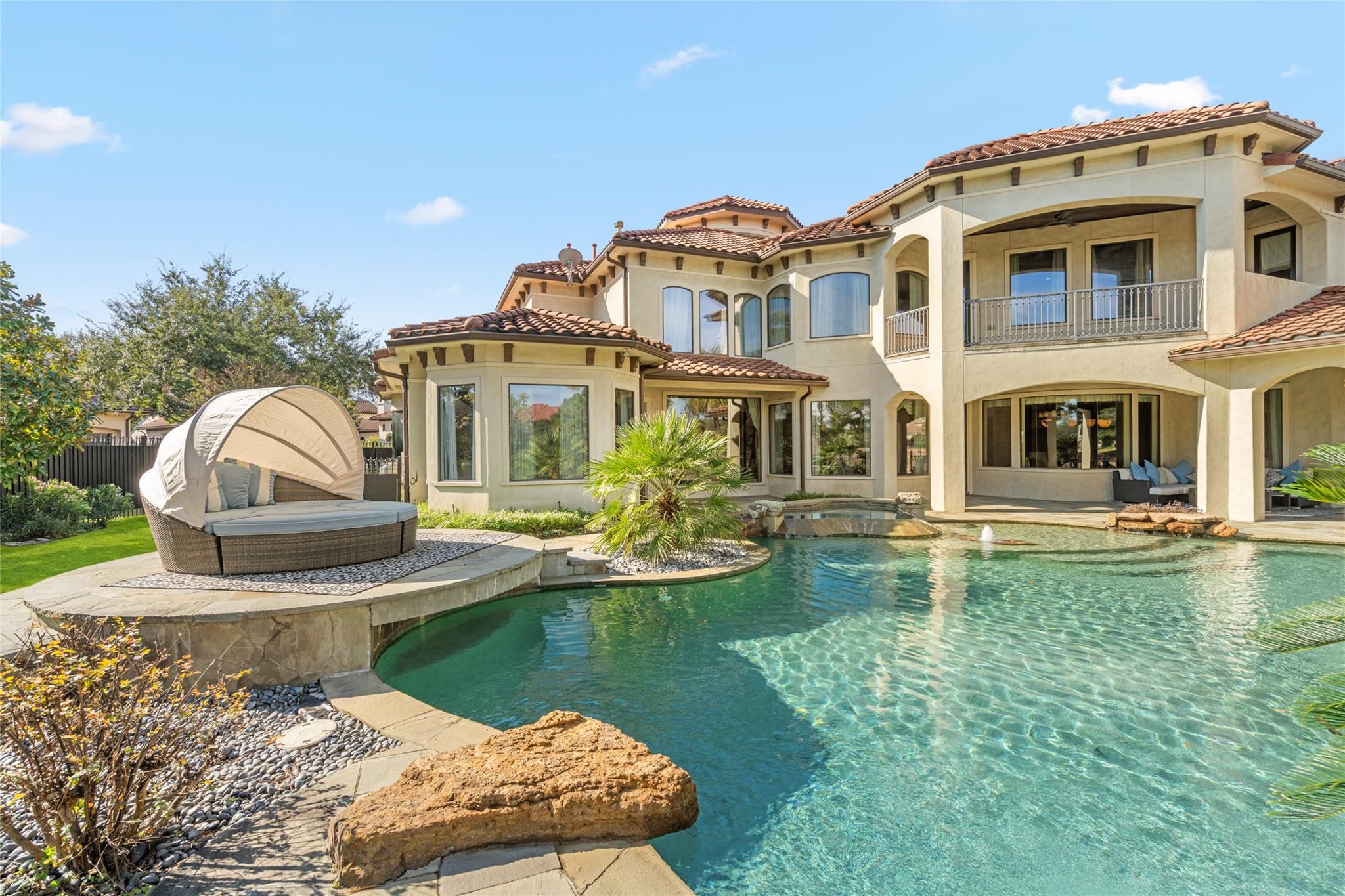 Houston, Texas, 77082, United States, 5 Bedrooms Bedrooms, ,7 BathroomsBathrooms,Residential,Active,2002343