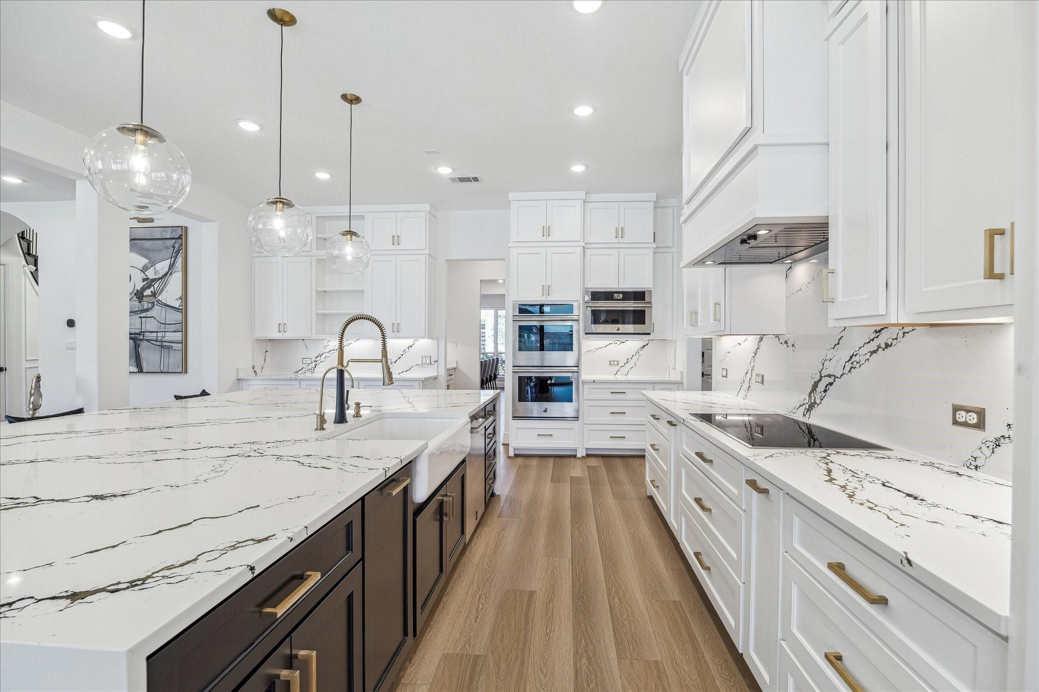 Sugar Land, Texas, 77459, United States, 5 Bedrooms Bedrooms, ,6 BathroomsBathrooms,Residential,Active,2012474