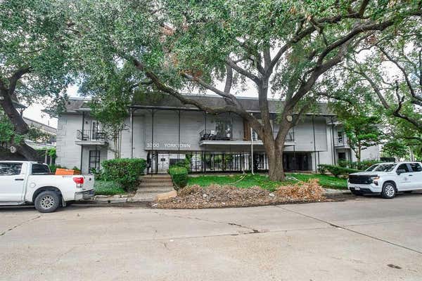 3300 YORKTOWN ST APT 32, HOUSTON, TX 77056 - Image 1