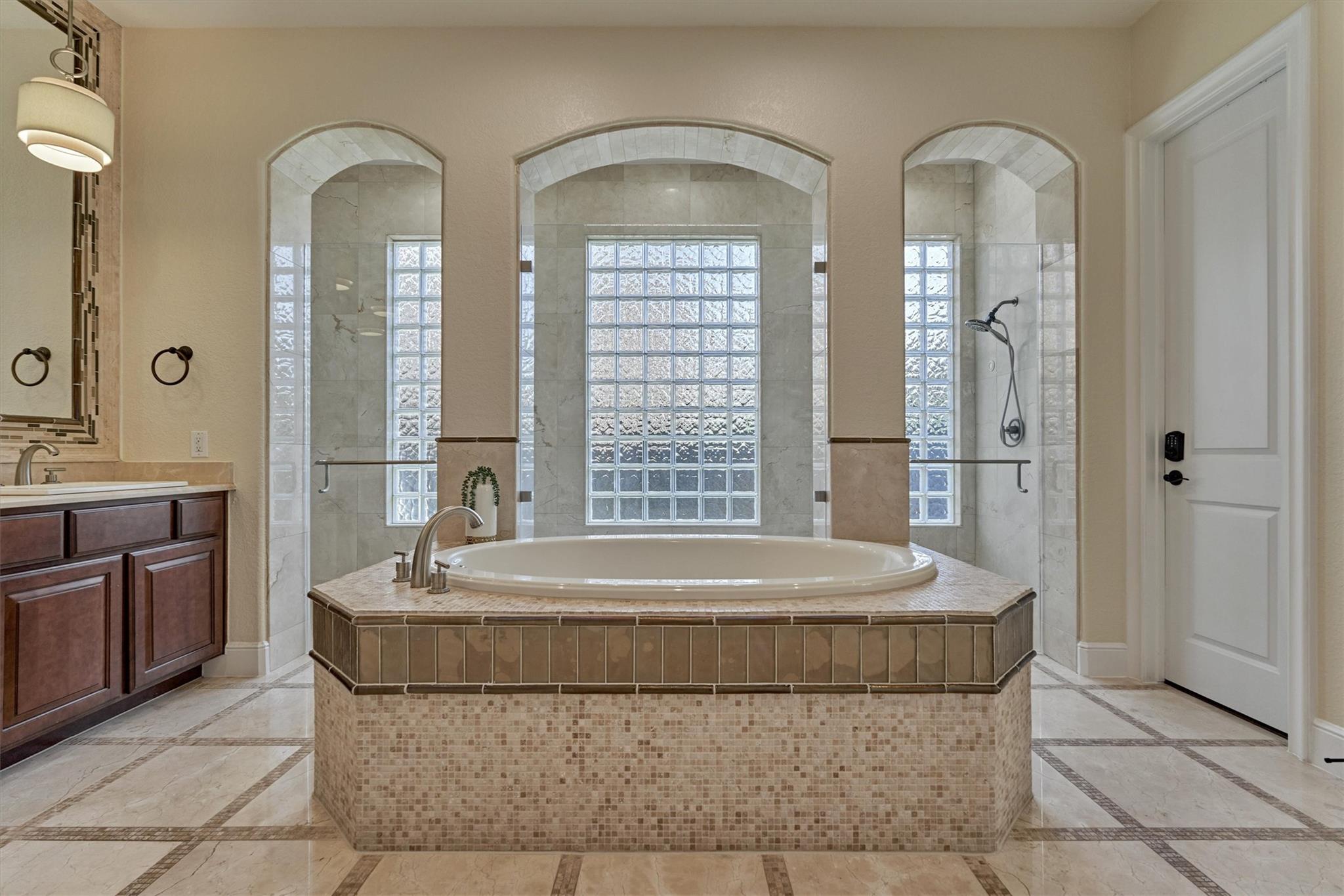 Spring, Texas, 77389, United States, 4 Bedrooms Bedrooms, ,5 BathroomsBathrooms,Residential,Active,2011447