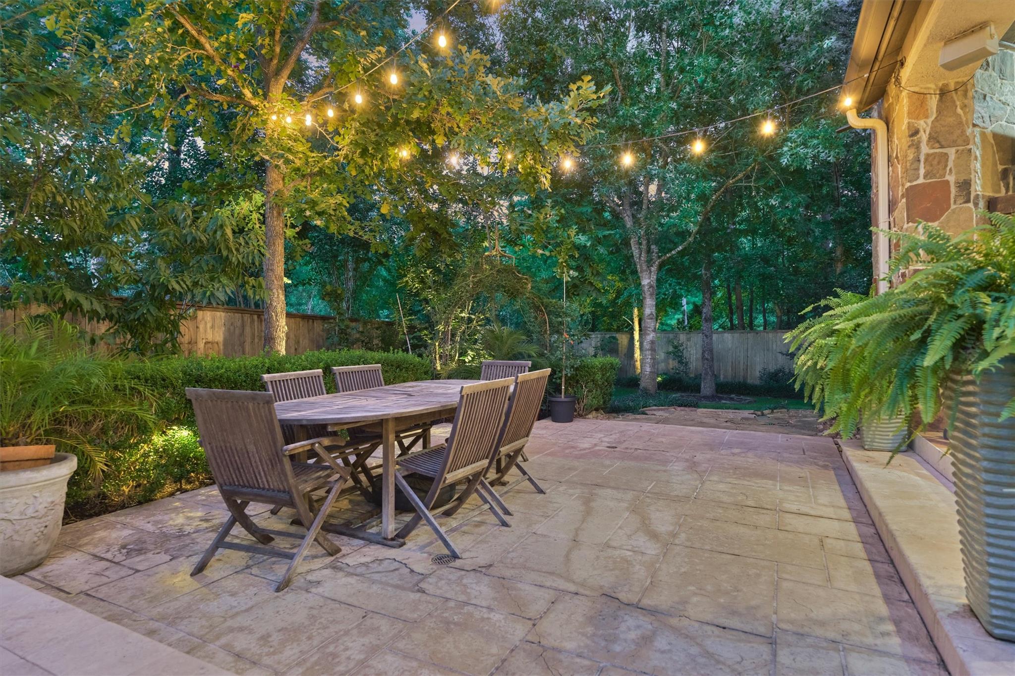 The Woodlands, Texas, 77382, United States, 3 Bedrooms Bedrooms, ,5 BathroomsBathrooms,Residential,Active,1899241